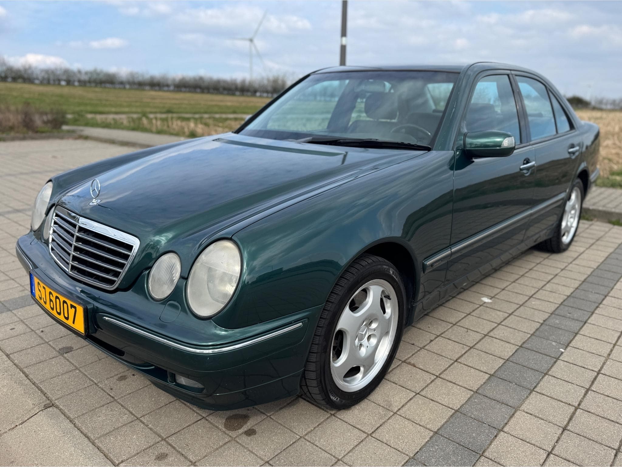 Mercedes E 430 E 430 4 Matic Avantgarde (2001) - Photo 1