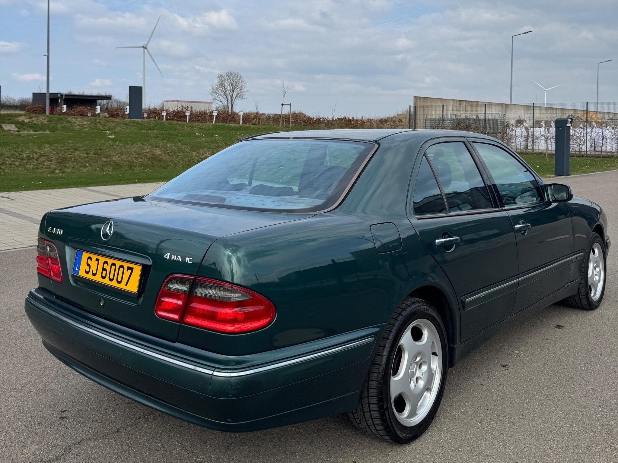 Mercedes E 430 E 430 4 Matic Avantgarde (2001) - Photo 2