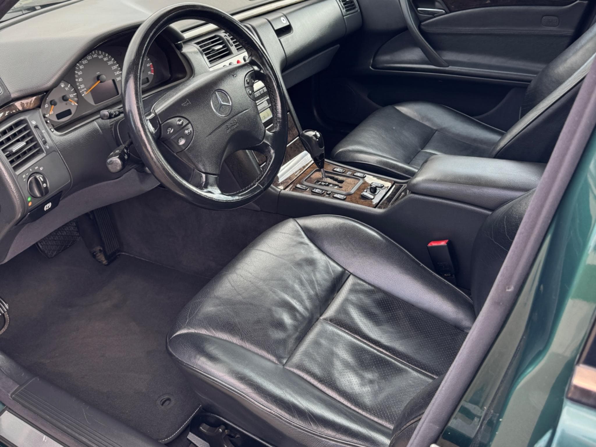 Mercedes E 430 E 430 4 Matic Avantgarde (2001) - Photo 3