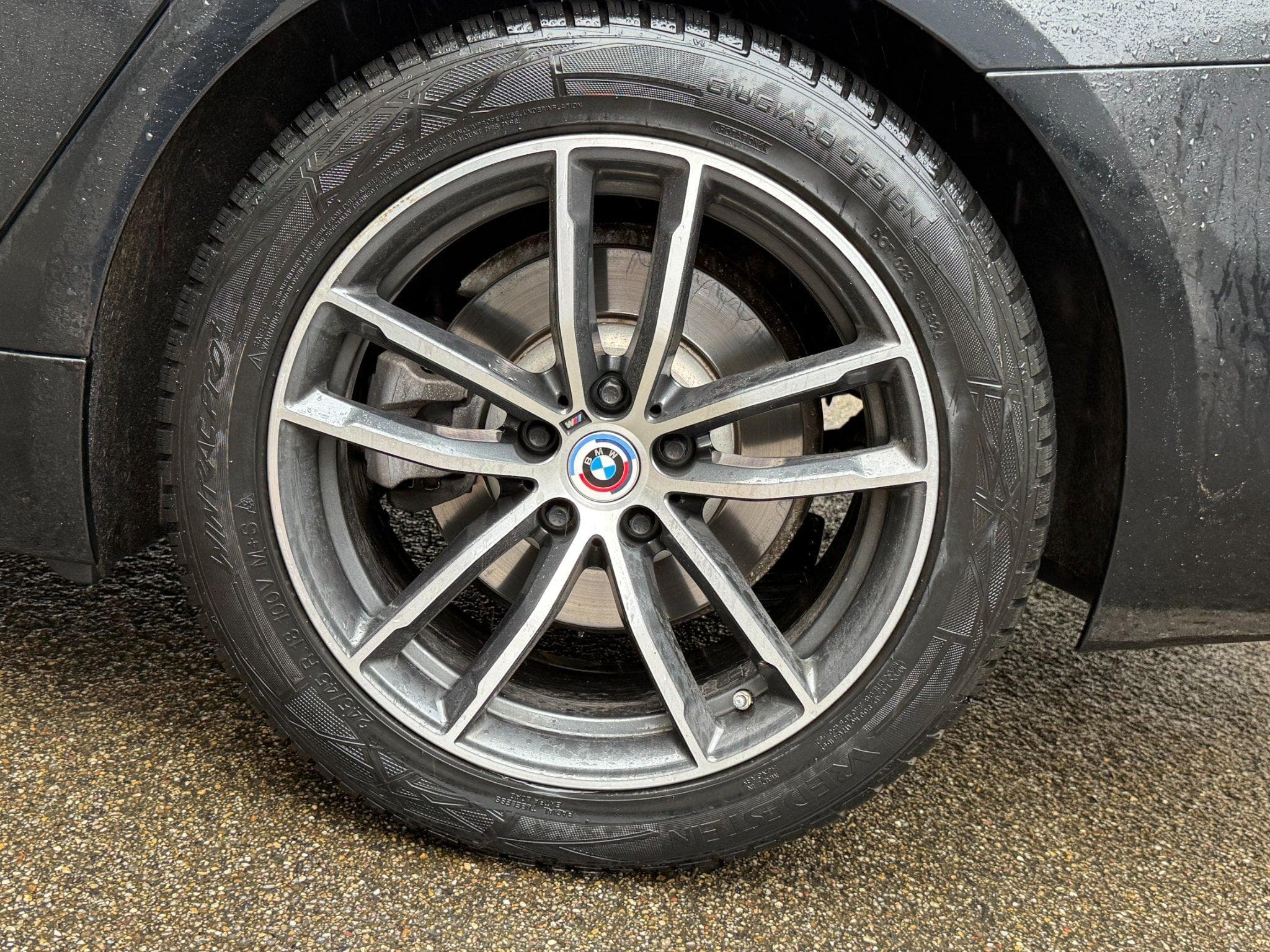 BMW 520 M Sport (2022) - Photo 15