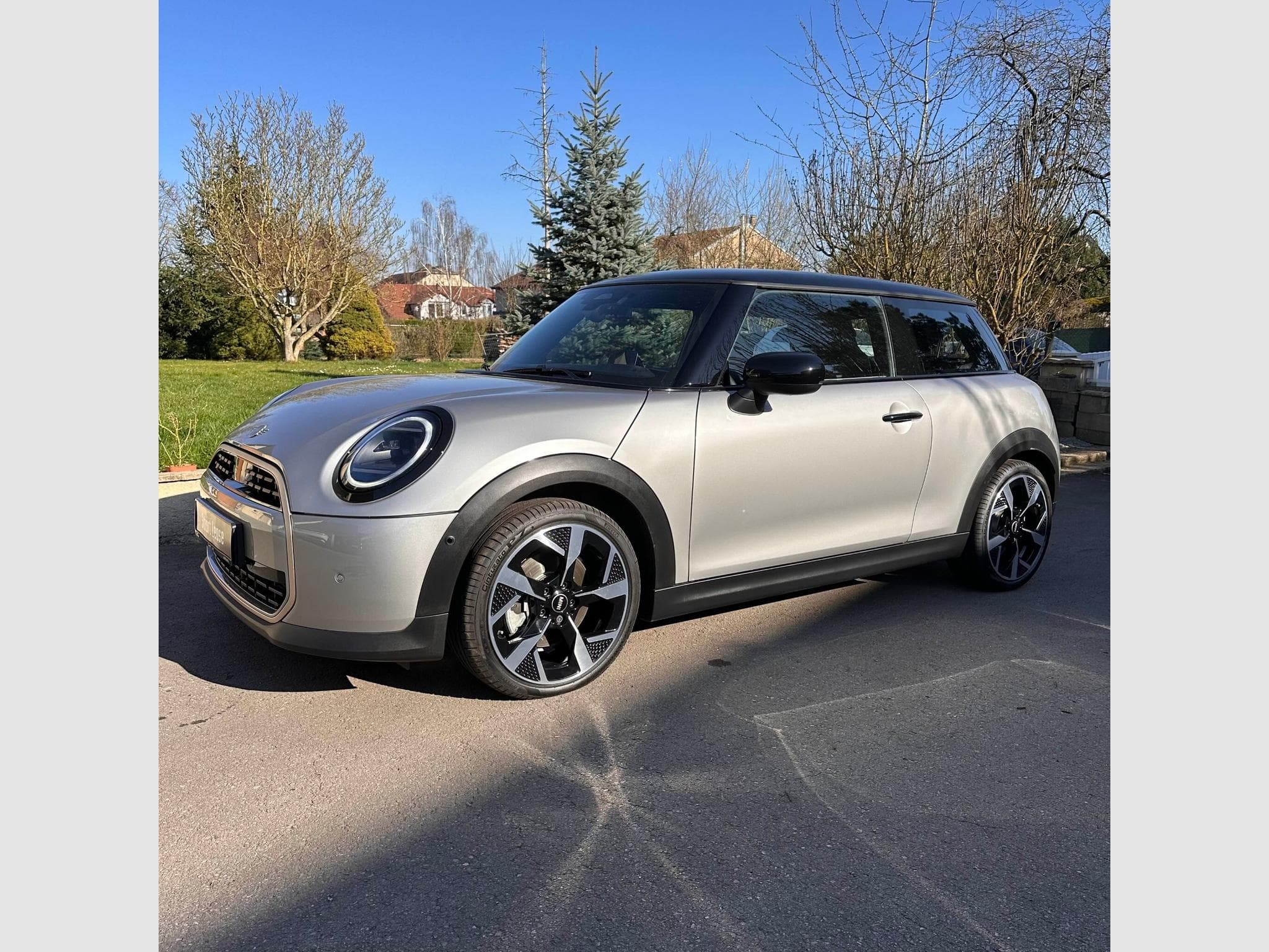 Mini Cooper Mini 3p 156 Favoured (2024) - Photo 4