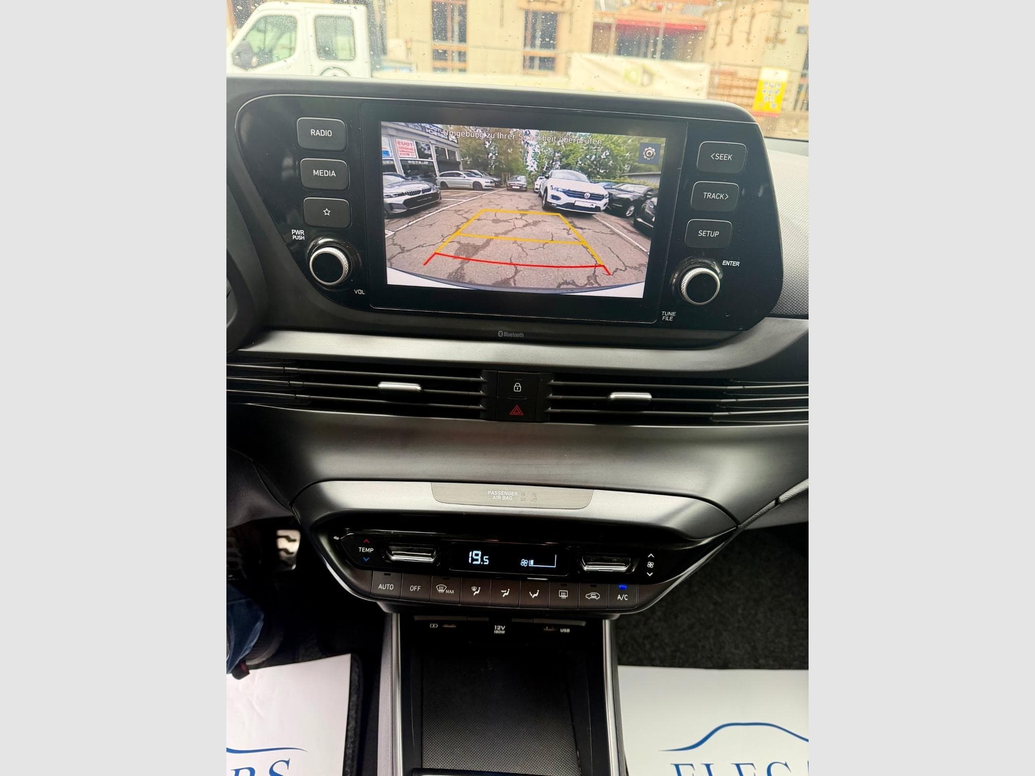 Hyundai Bayon 1.0 T-GDI 100 2WD Aut. Select (2022) - Photo 13