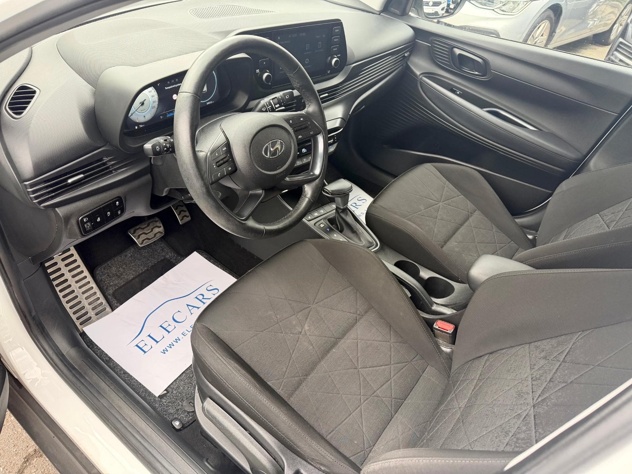 Hyundai Bayon 1.0 T-GDI 100 2WD Aut. Select (2022) - Photo 7