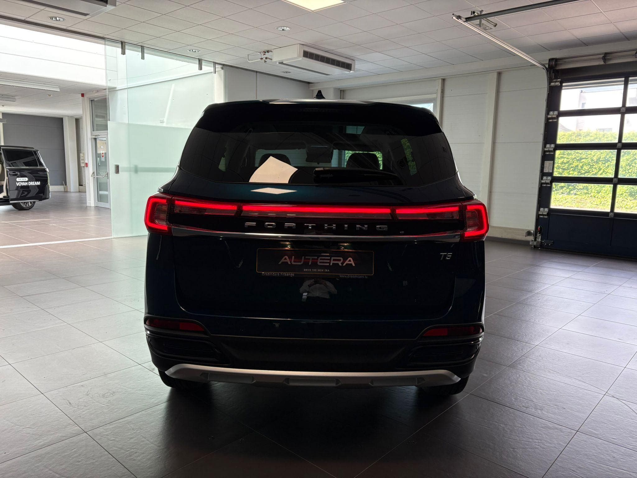 Forthing T5 1.5 TURBO AUTO (2026) - Photo 4