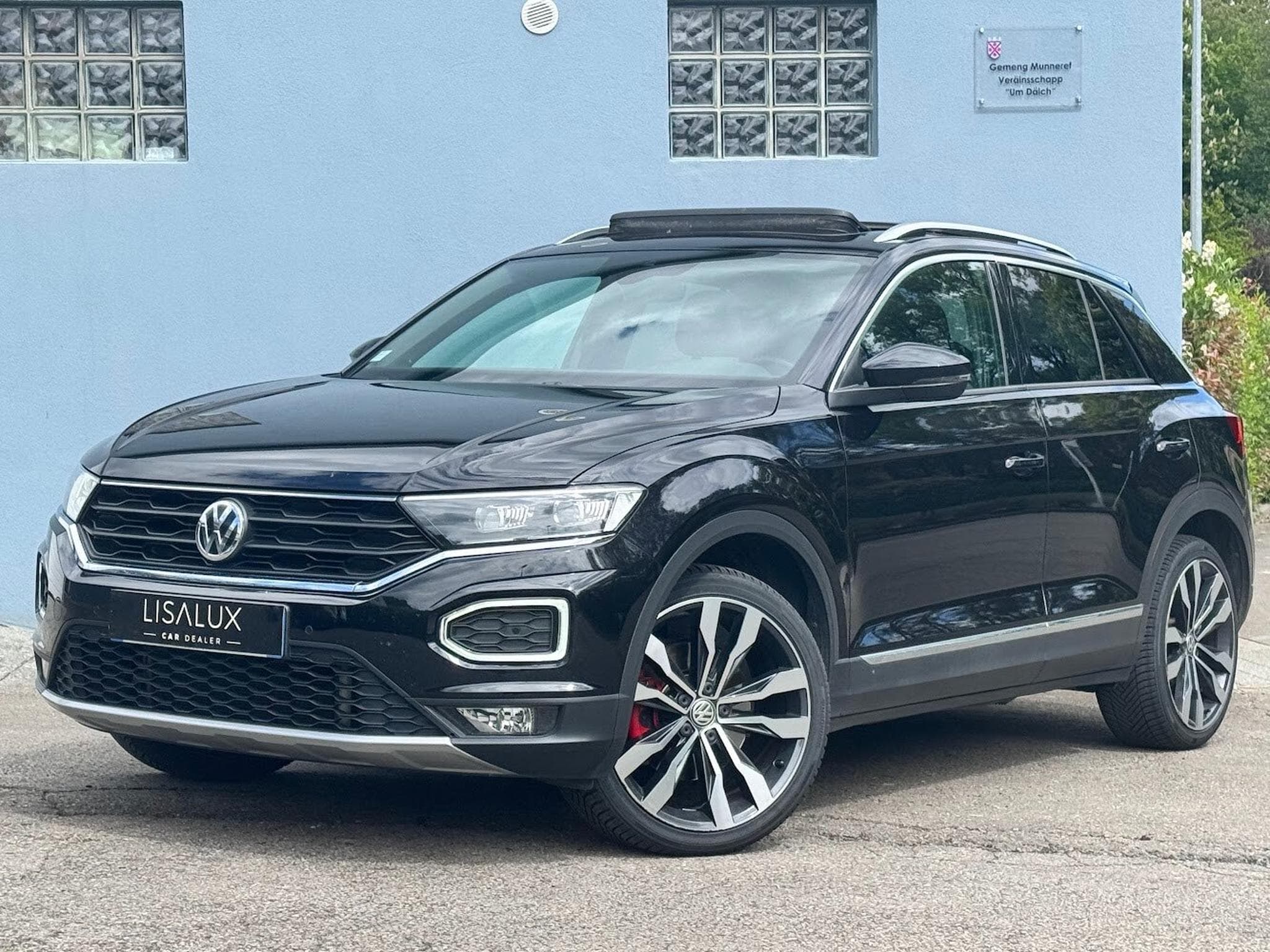VW T-Roc 2.0 TDI 150 DSG 4 MOTION SPORT (2017) - Photo 1