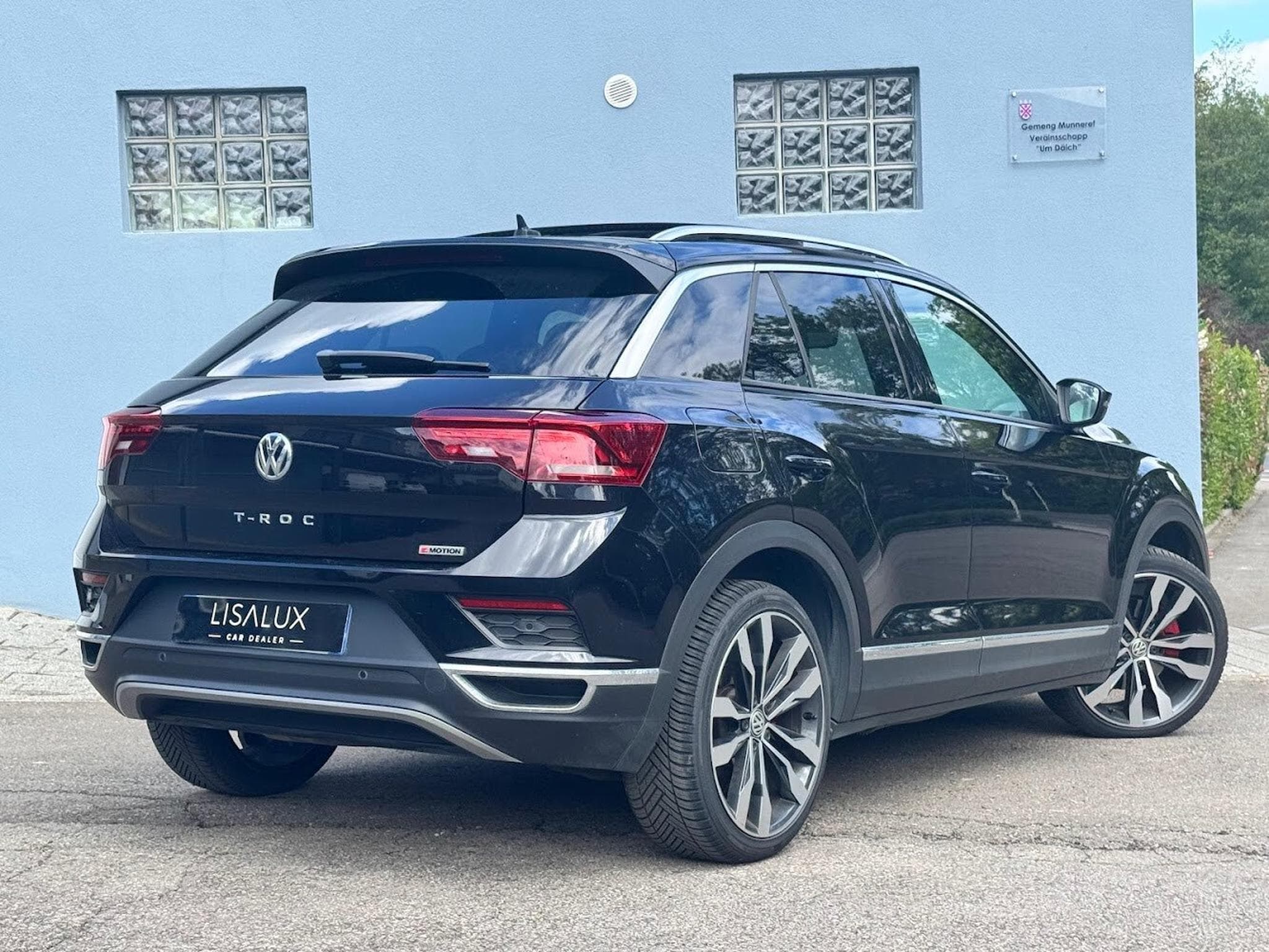 VW T-Roc 2.0 TDI 150 DSG 4 MOTION SPORT (2017) - Photo 2