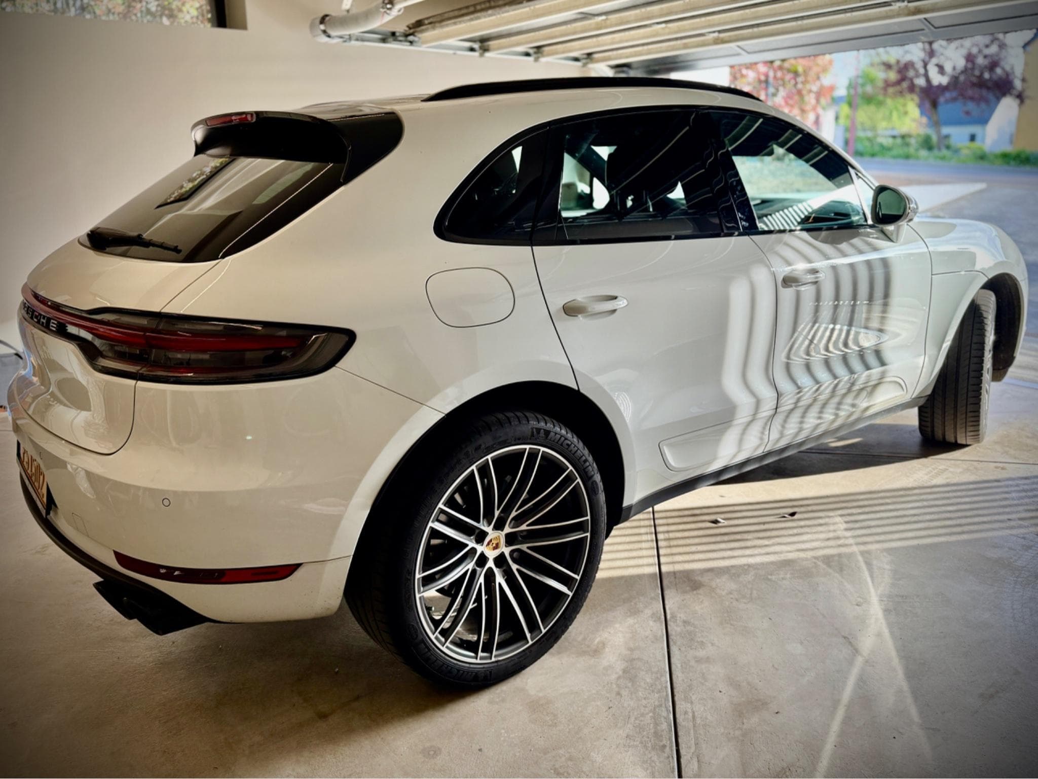 Porsche Macan S (2019) - Photo 2