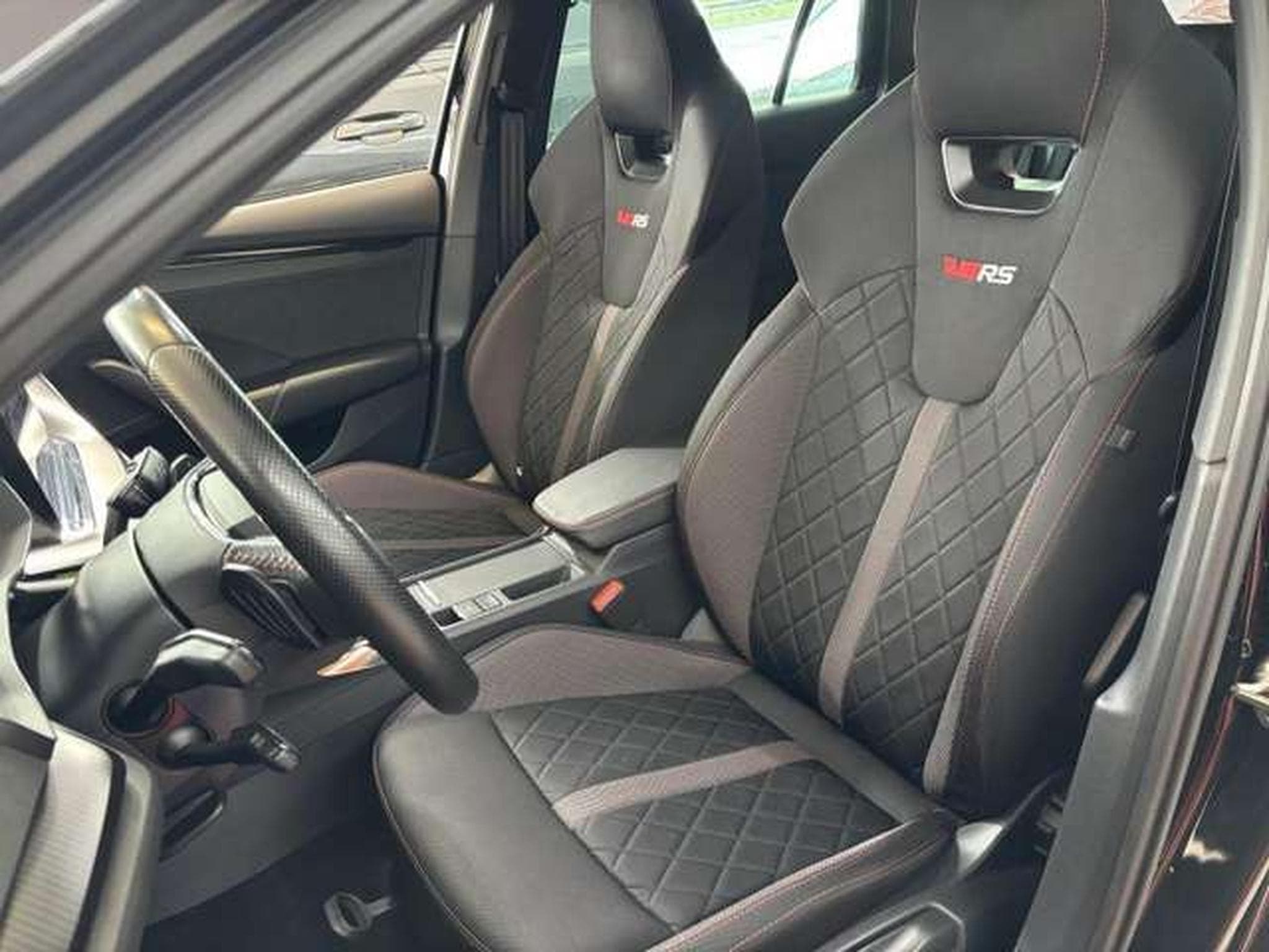 Skoda Octavia RS COMBI 245 PS (2023) - Photo 18