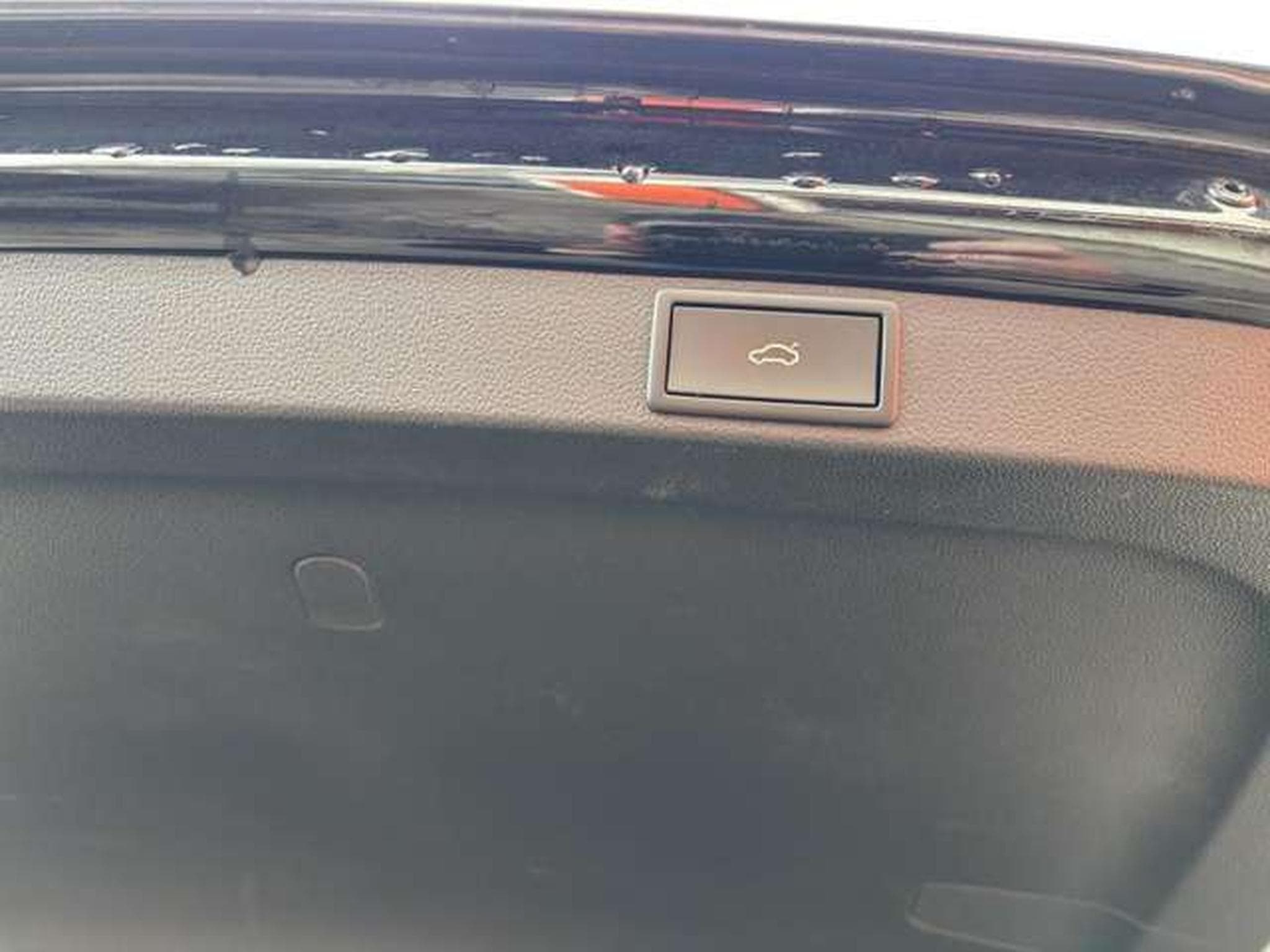 Skoda Octavia RS COMBI 245 PS (2023) - Photo 25