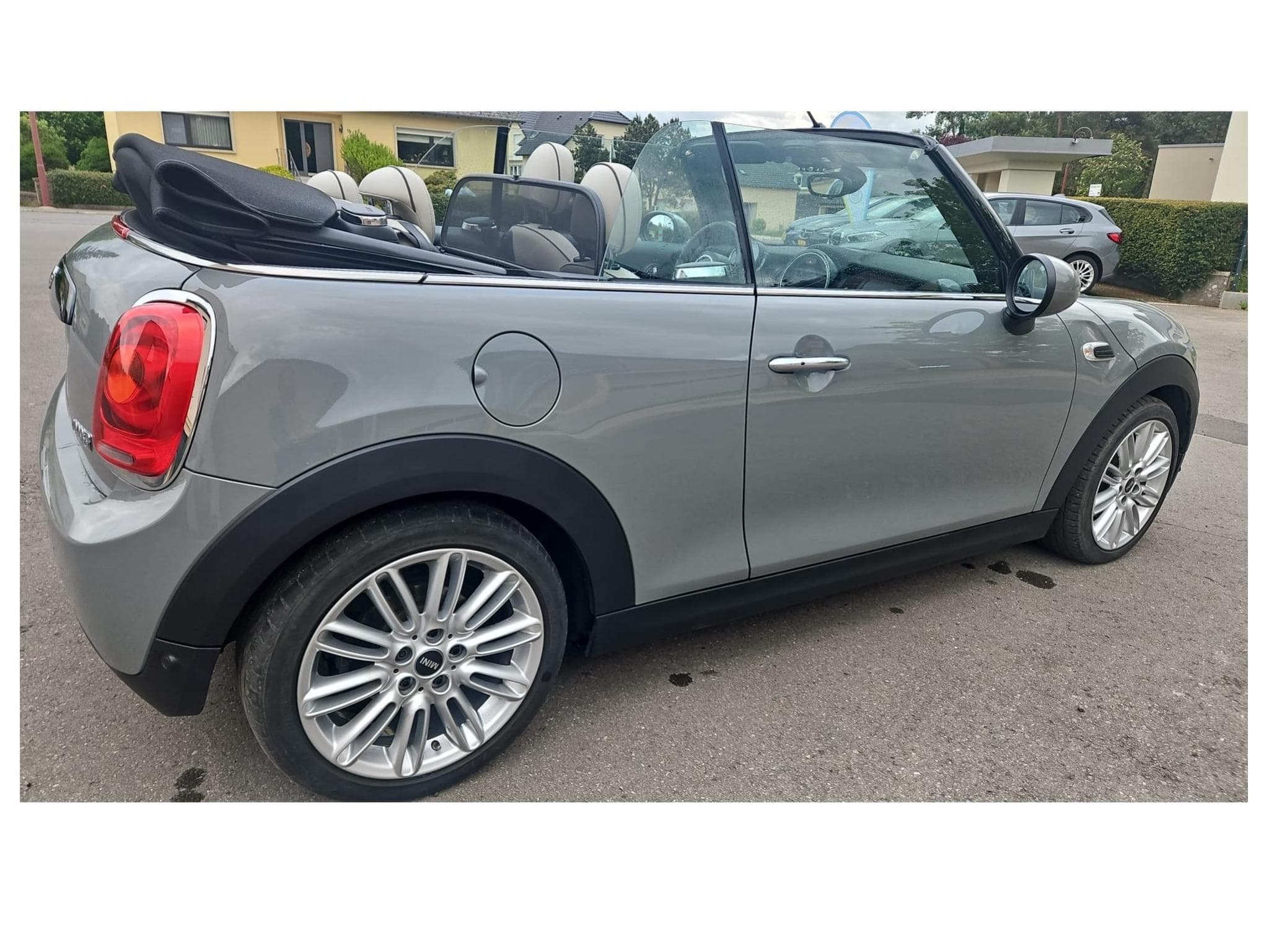 Mini Cabrio Cooper AUT / GPS / CUIR / Jantes 17; été + hiver (2017) - Foto 3