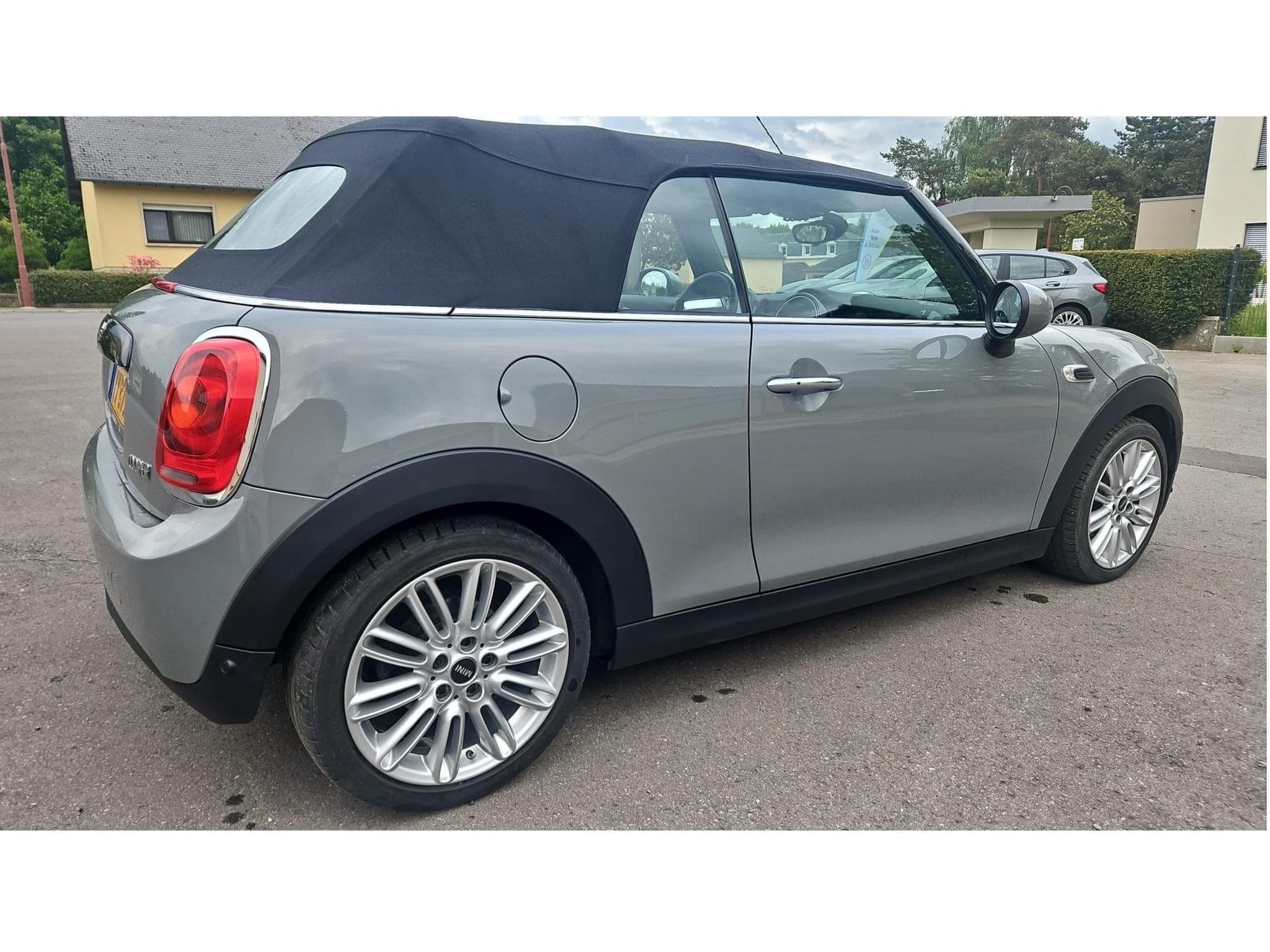 Mini Cabrio Cooper AUT / GPS / CUIR / Jantes 17; été + hiver (2017) - Foto 6
