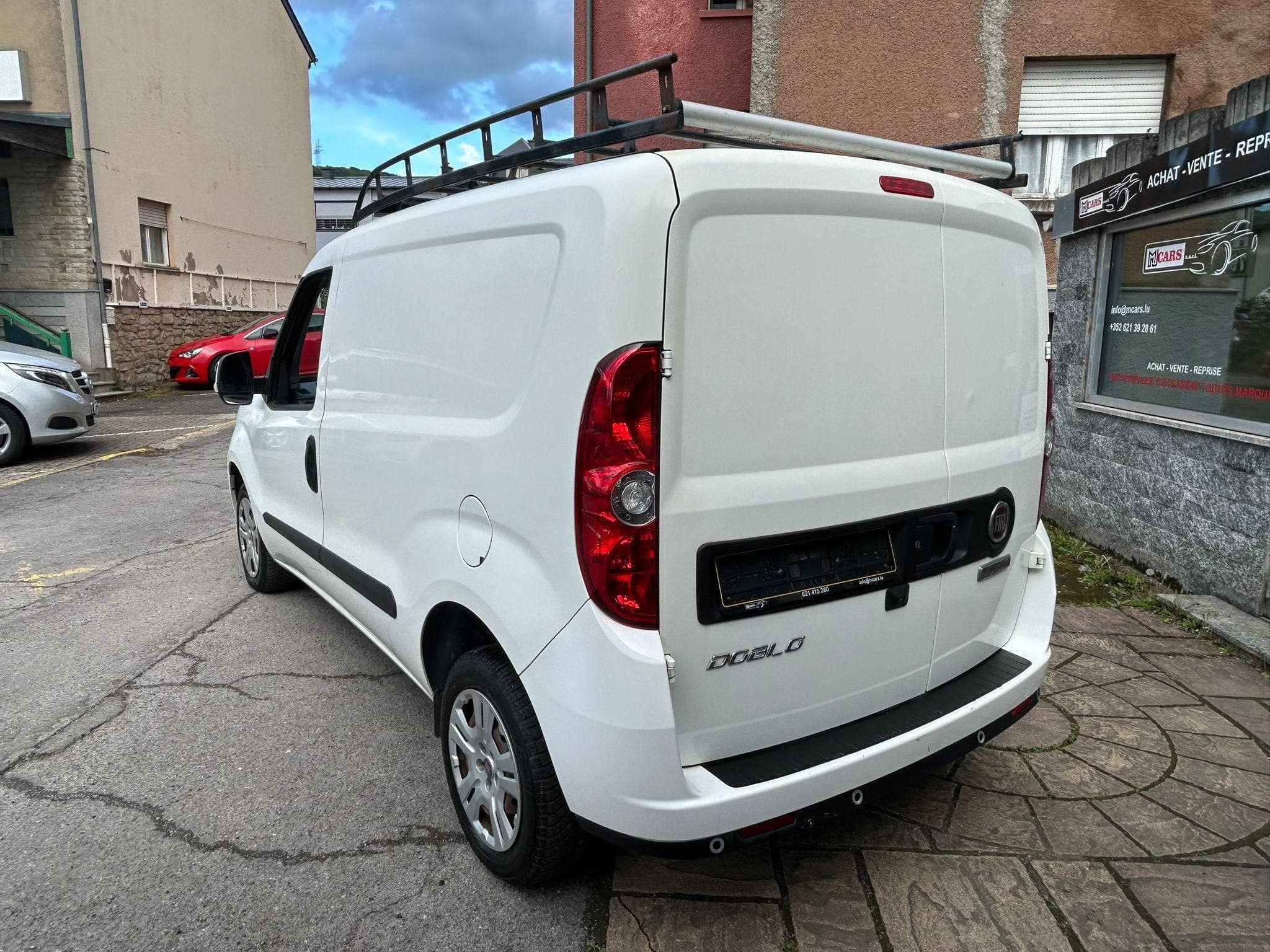 Fiat Doblo 1.3 JTD 95CV. 3 PLACES NAVIGATION CLIMATRONIC CAMERA (2020) - Foto 4