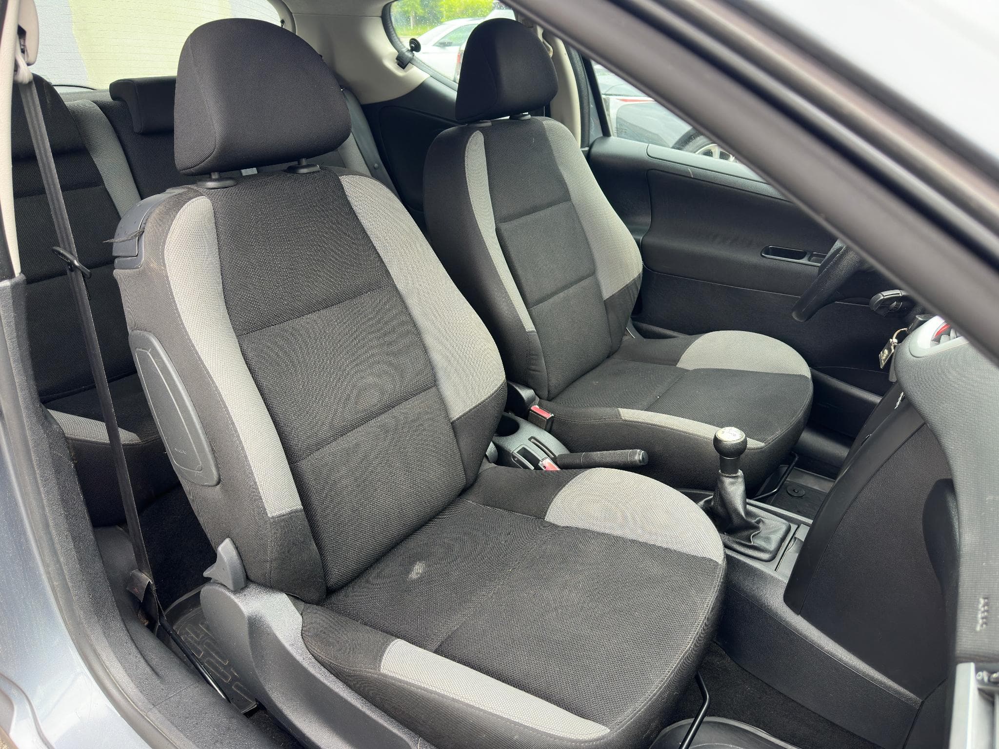 Peugeot 207 1.4i 73ch Xline (2009) - Photo 14