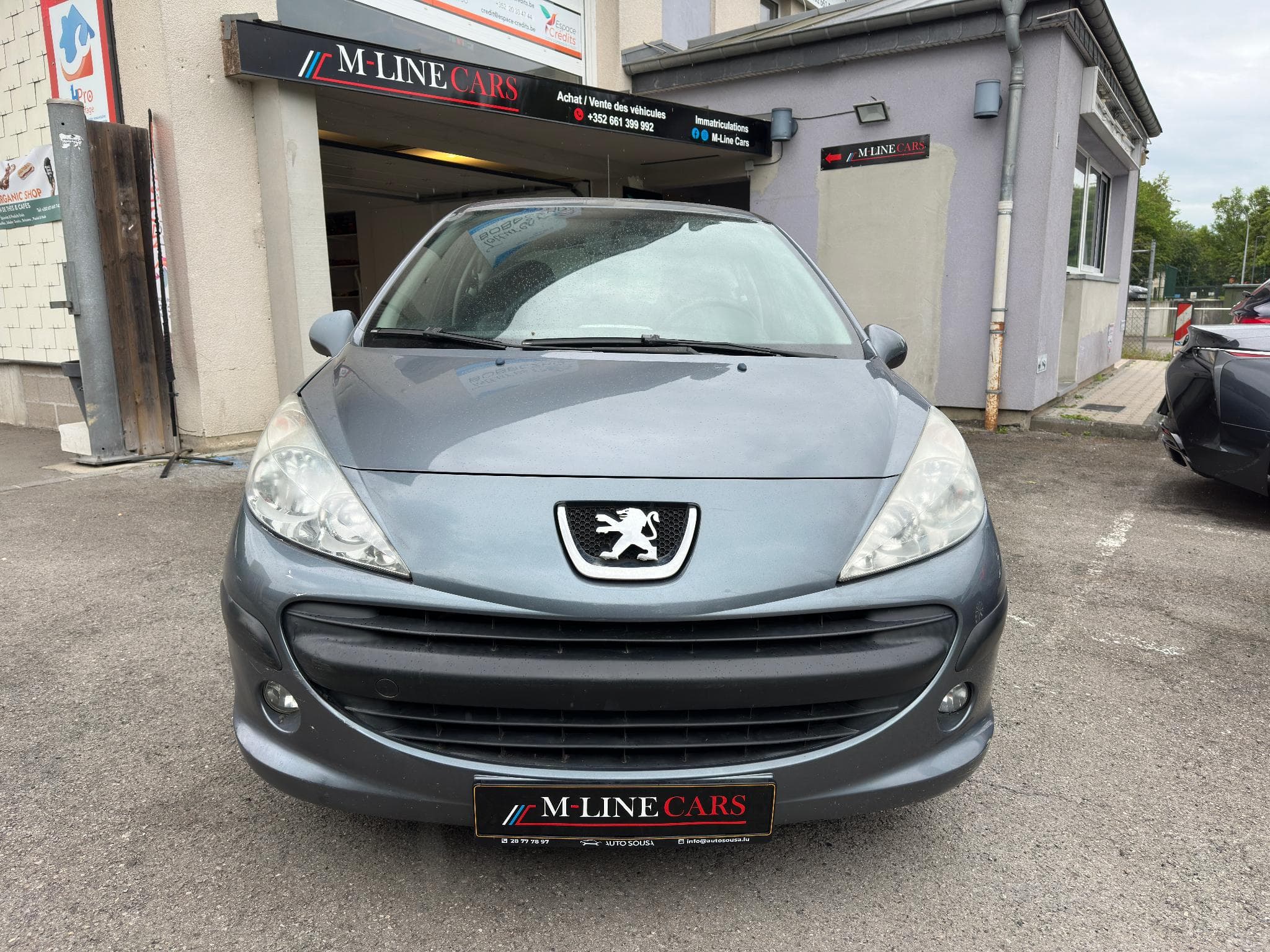 Peugeot 207 1.4i 73ch Xline (2009) - Photo 2