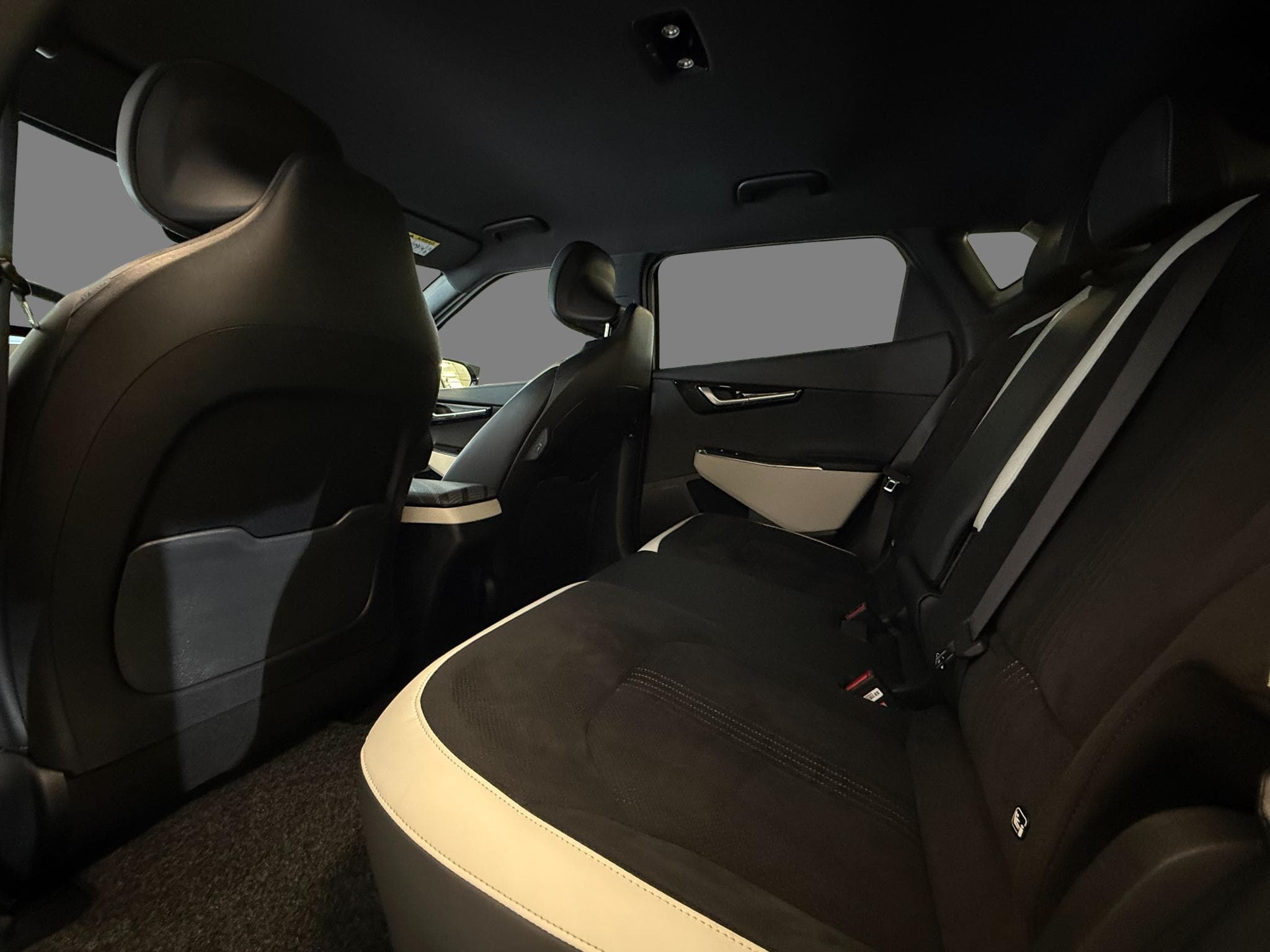 Kia EV6 GT Line 77,4kWh RWD (2022) - Foto 9