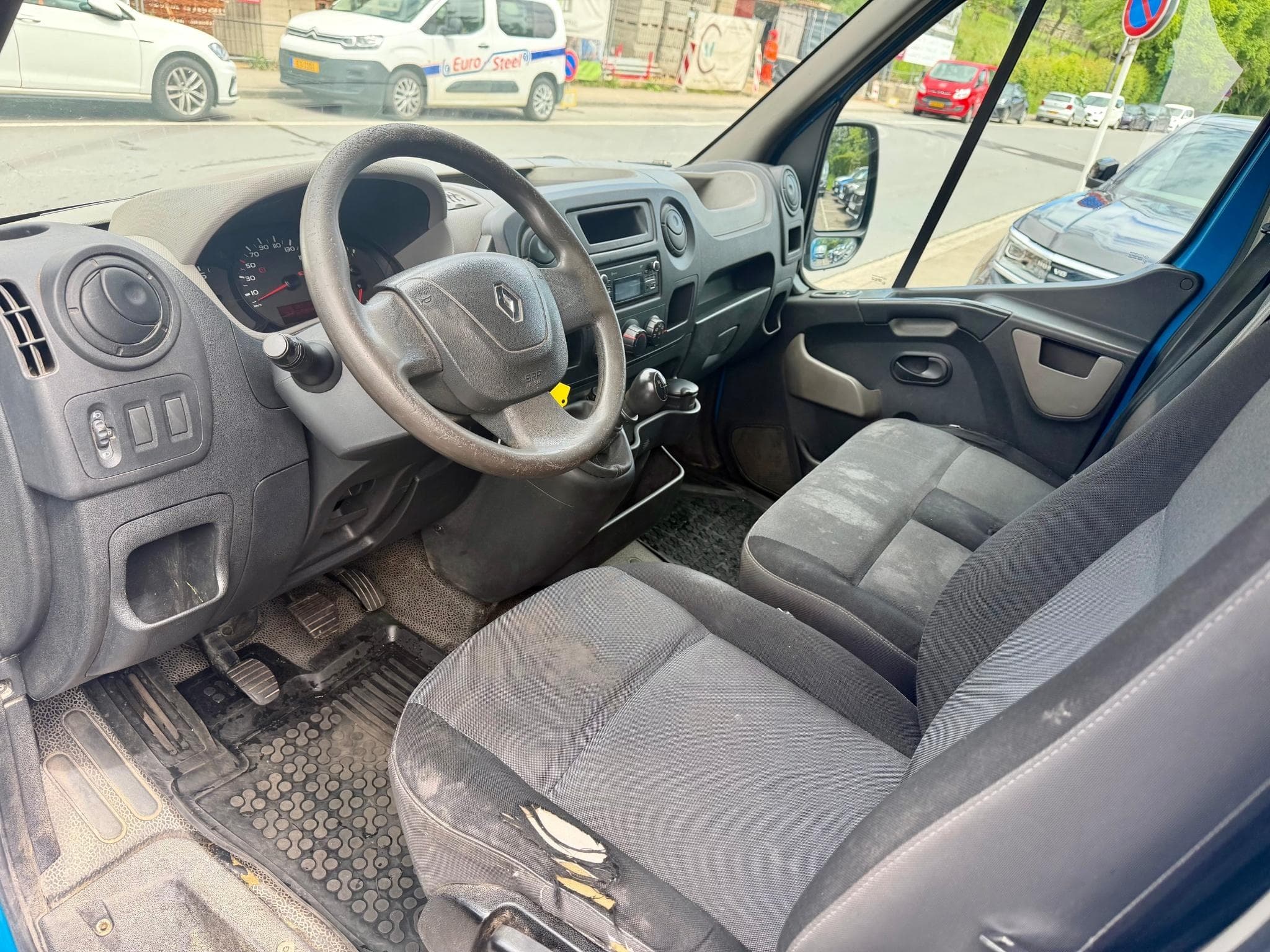Renault Master 2.3 dCi 125 (2014) - Photo 9