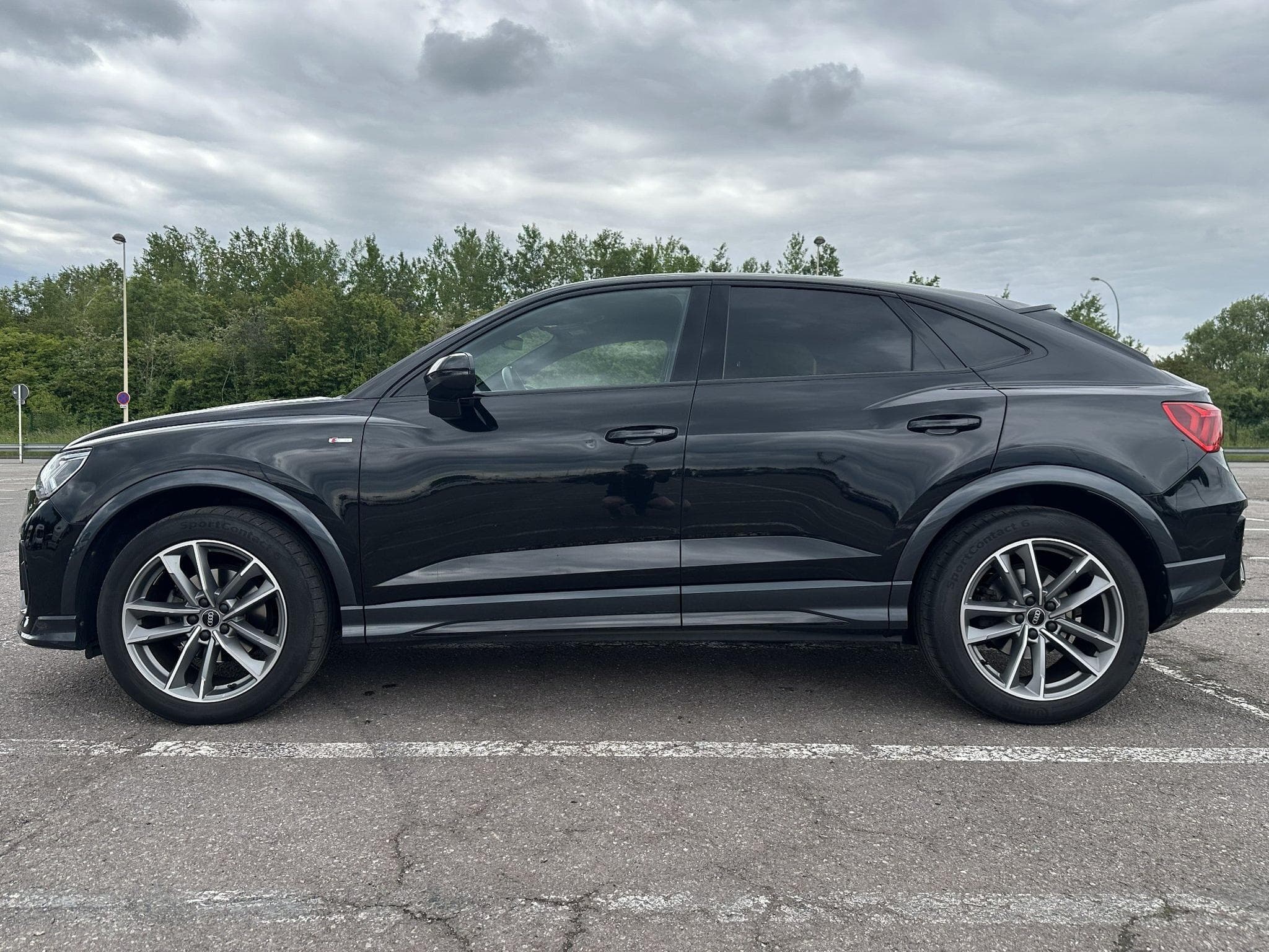 Audi Q3 S-line - 35 TFSI Sportback (2022) - Photo 8