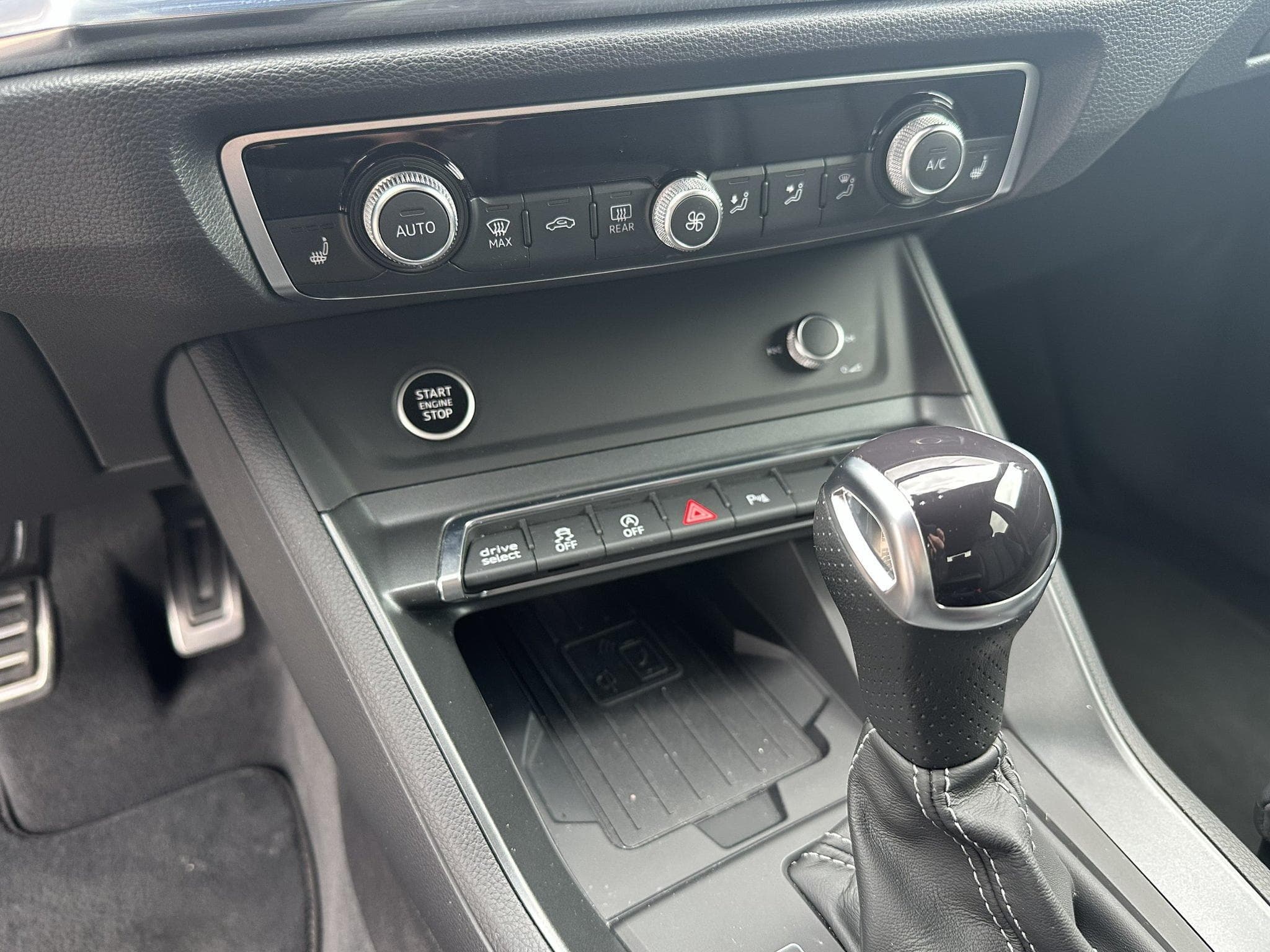 Audi Q3 S-line - 35 TFSI Sportback (2022) - Photo 13