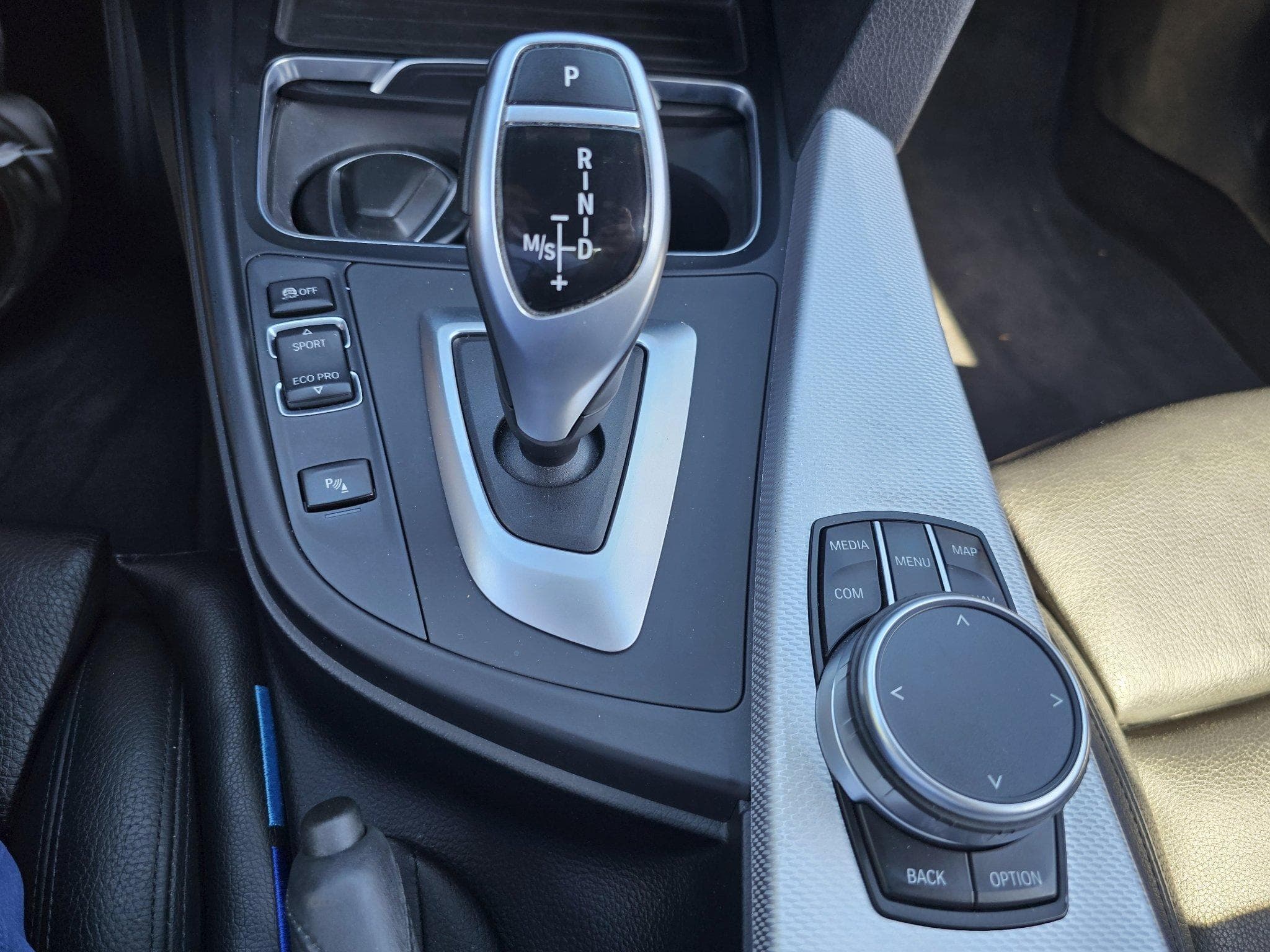 BMW 420 Sport M (2020) - Photo 8