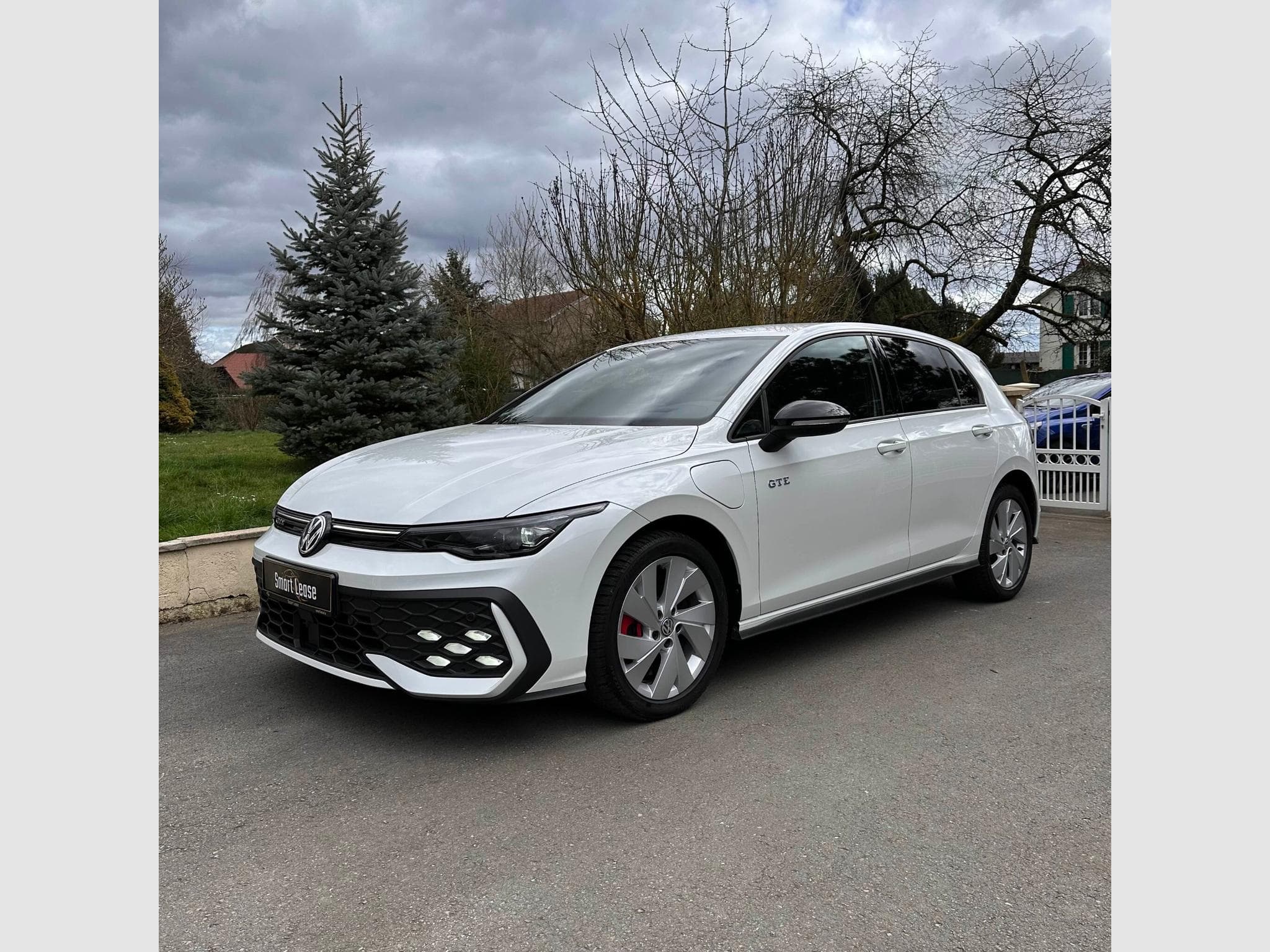 VW Golf Golf GTE 8 phase 2 272ch (2025) - Photo 3
