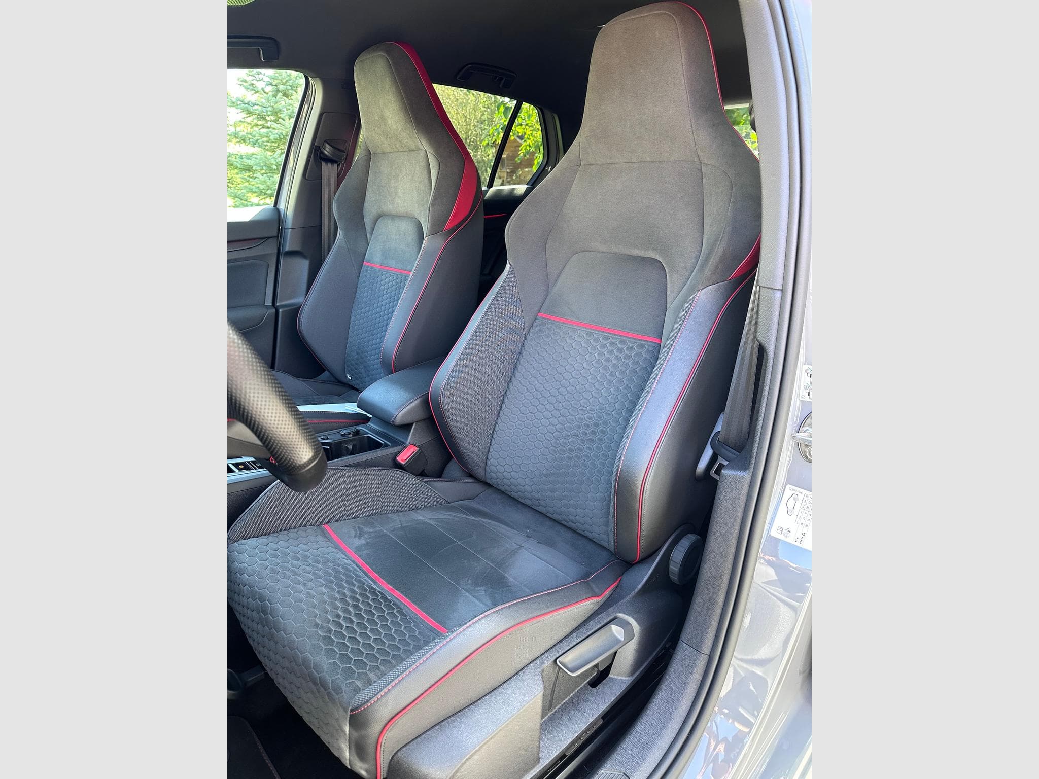 VW Golf Golf VIII GTI Clubsport (2020) - Photo 9
