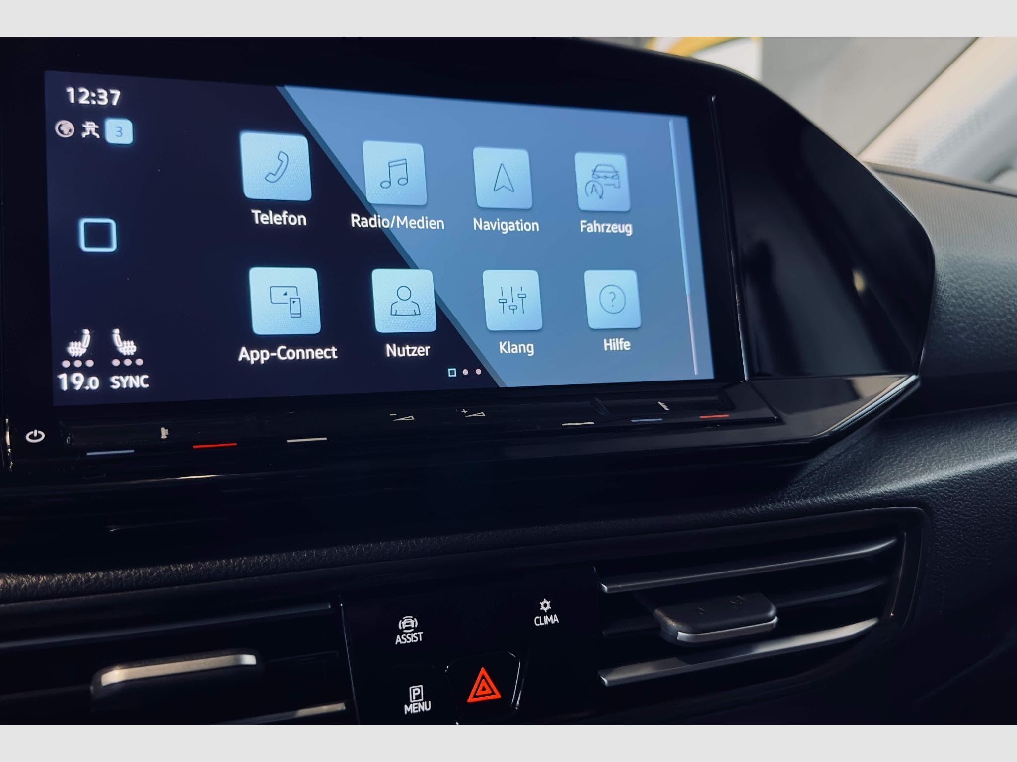 VW Caddy CADDY STYLE TDI (2022) - Photo 9