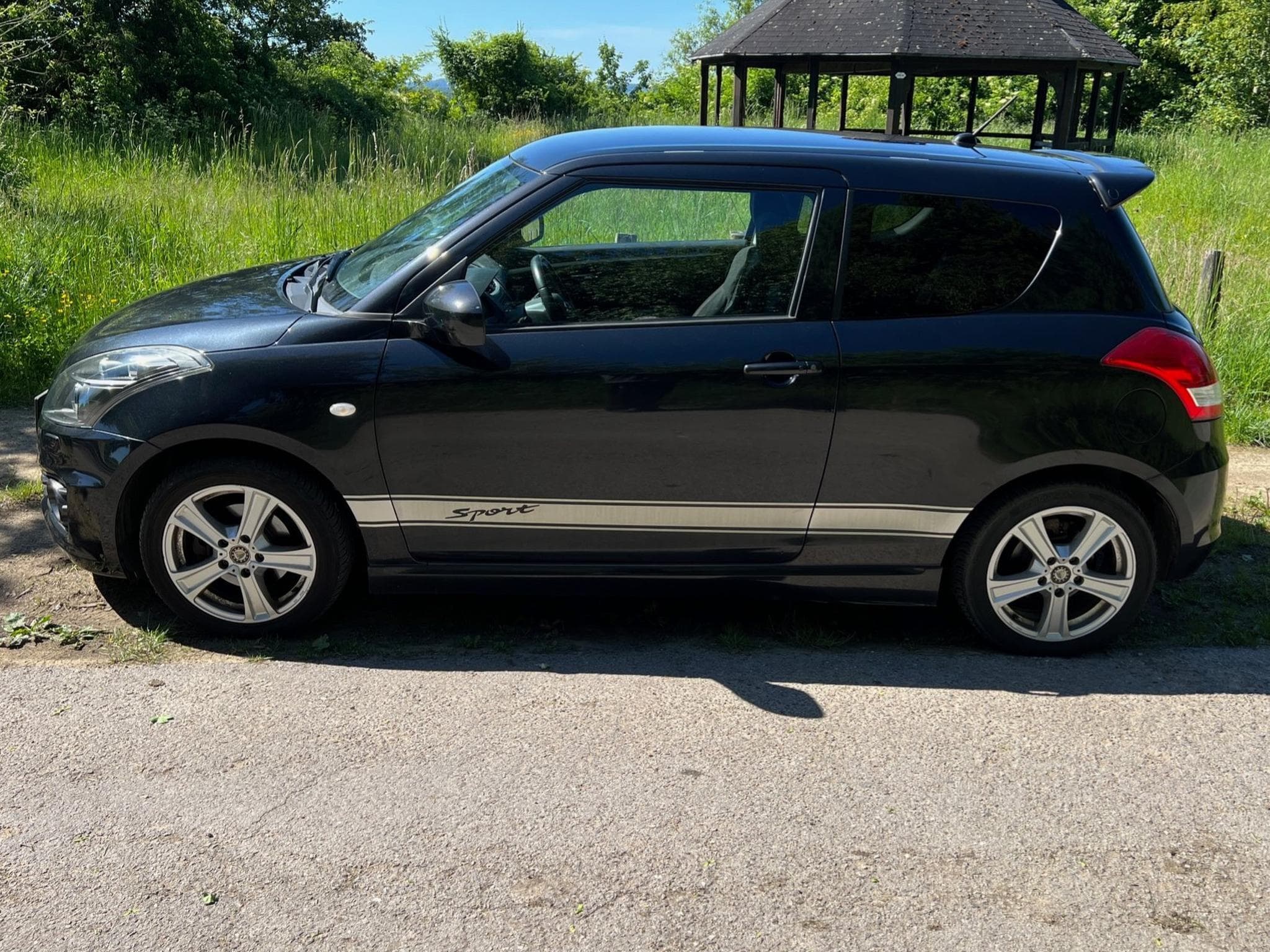 Suzuki Swift Sport (2012) - Photo 5