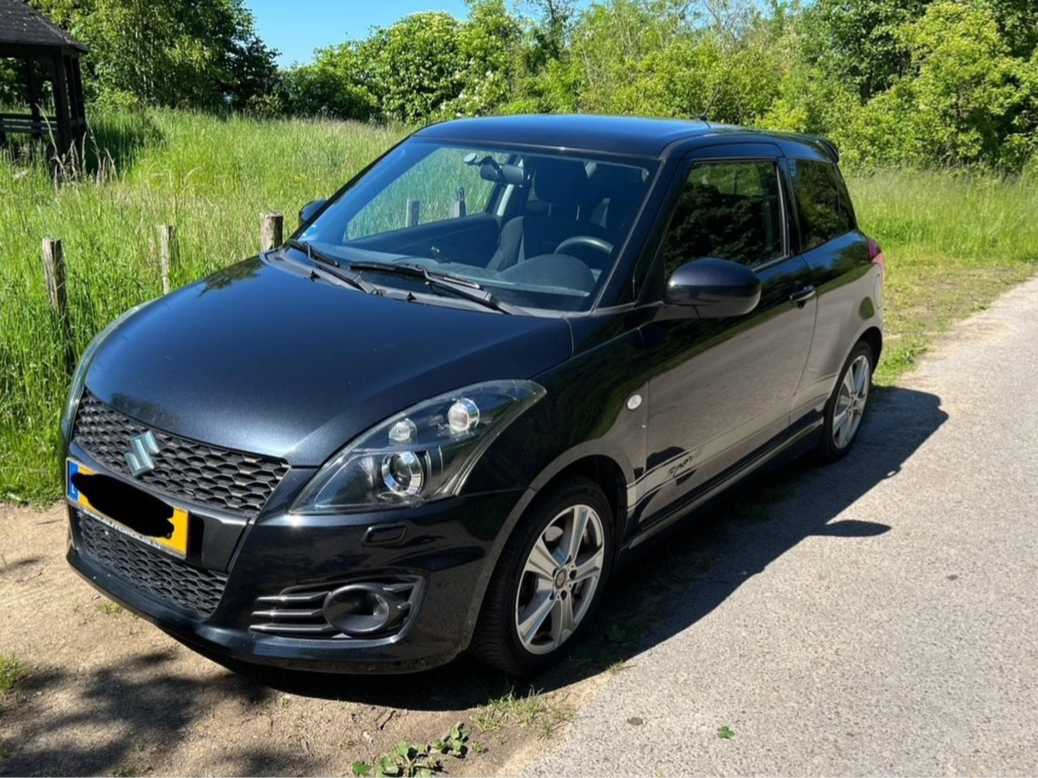 Suzuki Swift Sport (2012) - Photo 6