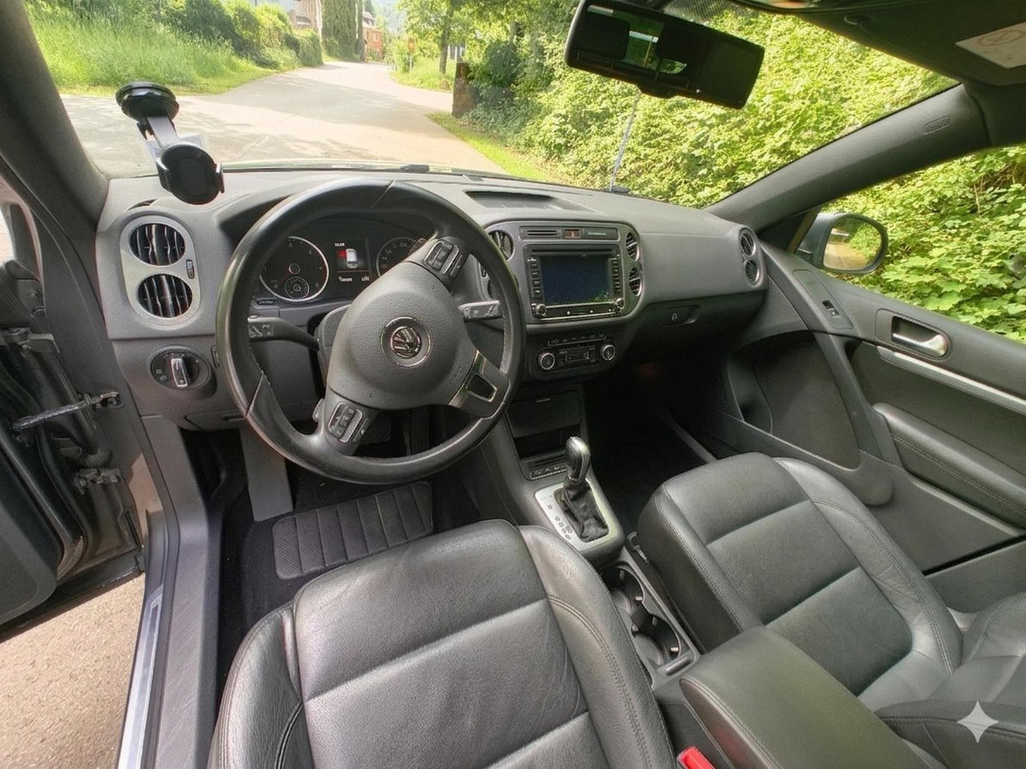 VW Tiguan 2.0 TDI 4Motion R-line (2014) - Photo 2