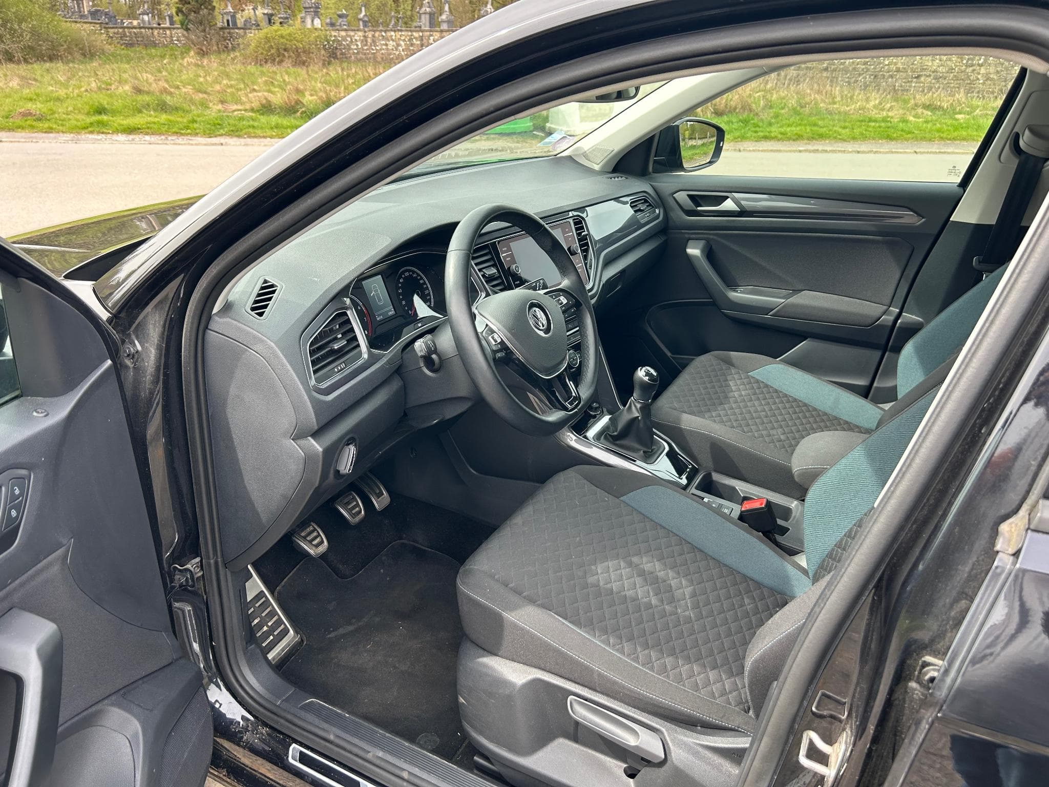 VW T-Roc 1.0 TSI IQ.Drive OPF (2020) - Photo 10