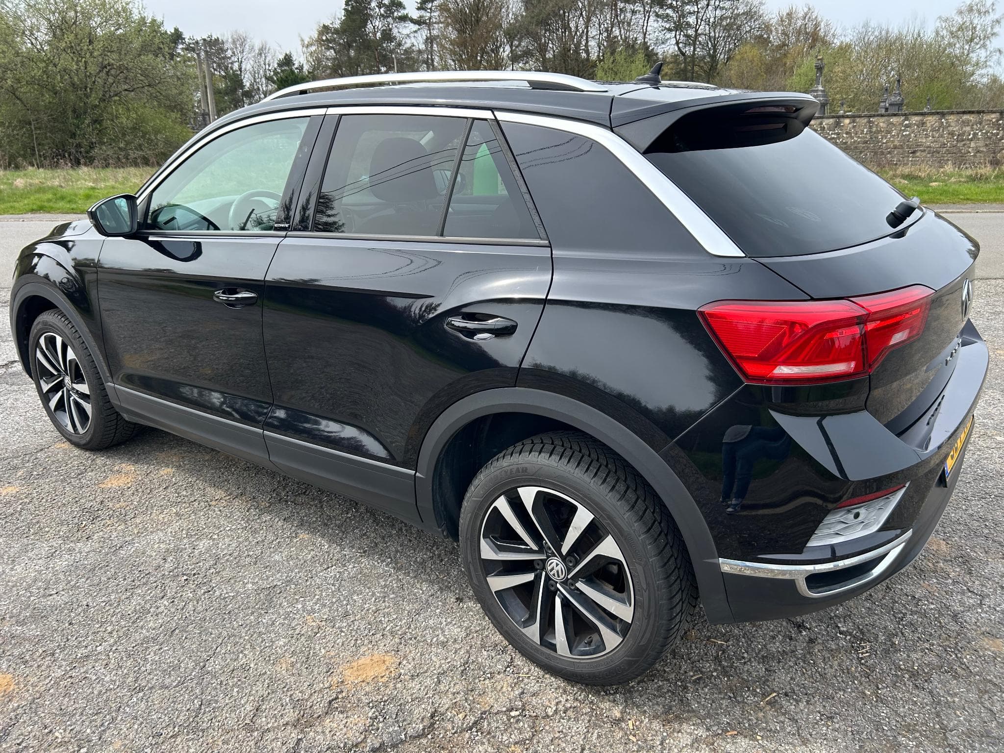 VW T-Roc 1.0 TSI IQ.Drive OPF (2020) - Photo 3