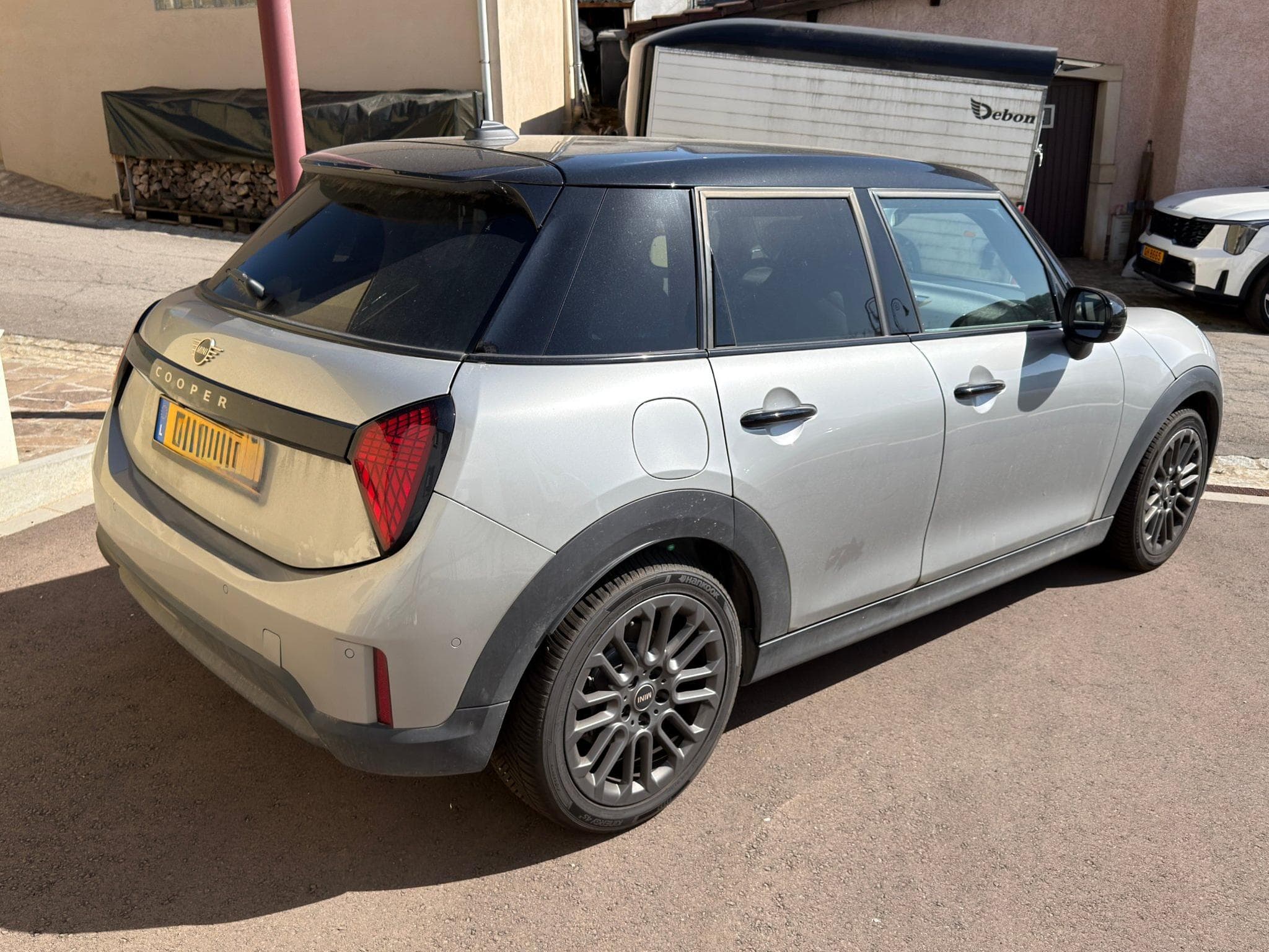 Mini Cooper C Favoured Trim (2025) - Foto 3