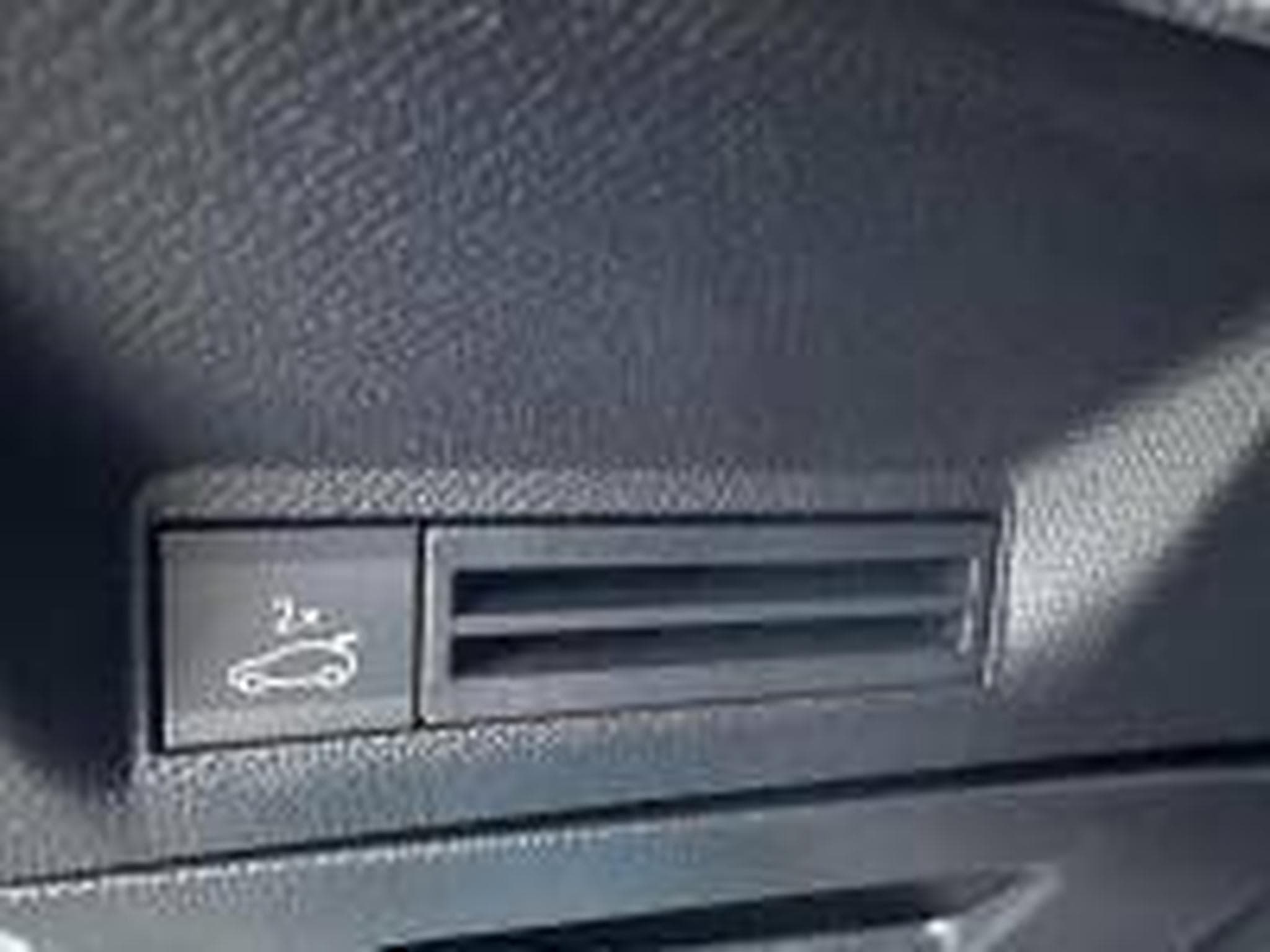 Peugeot 3008 1.2 Hybrid 145ch GT-DCS6 (2026) - Photo 22