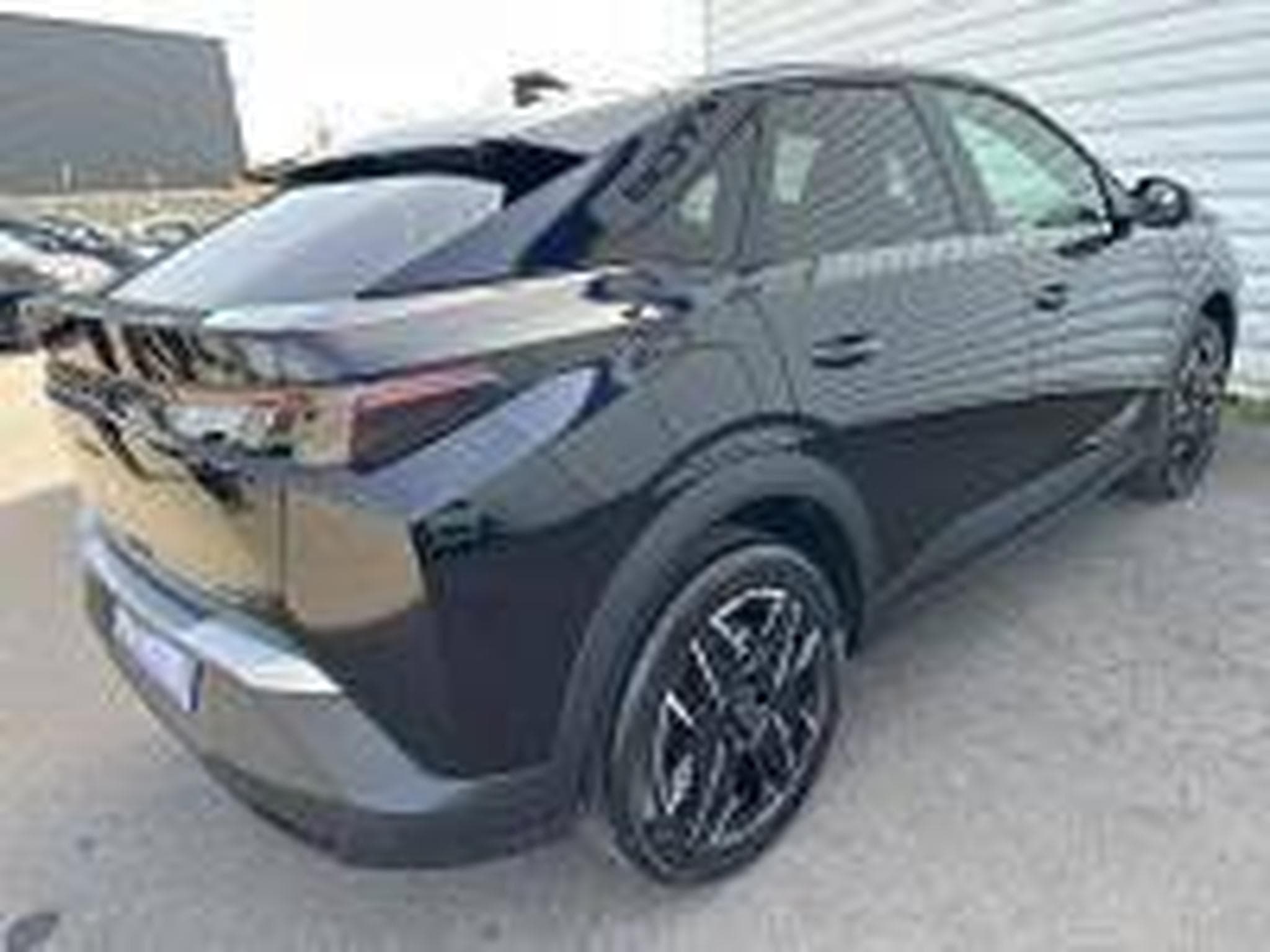 Peugeot 3008 1.2 Hybrid 145ch GT-DCS6 (2026) - Photo 46