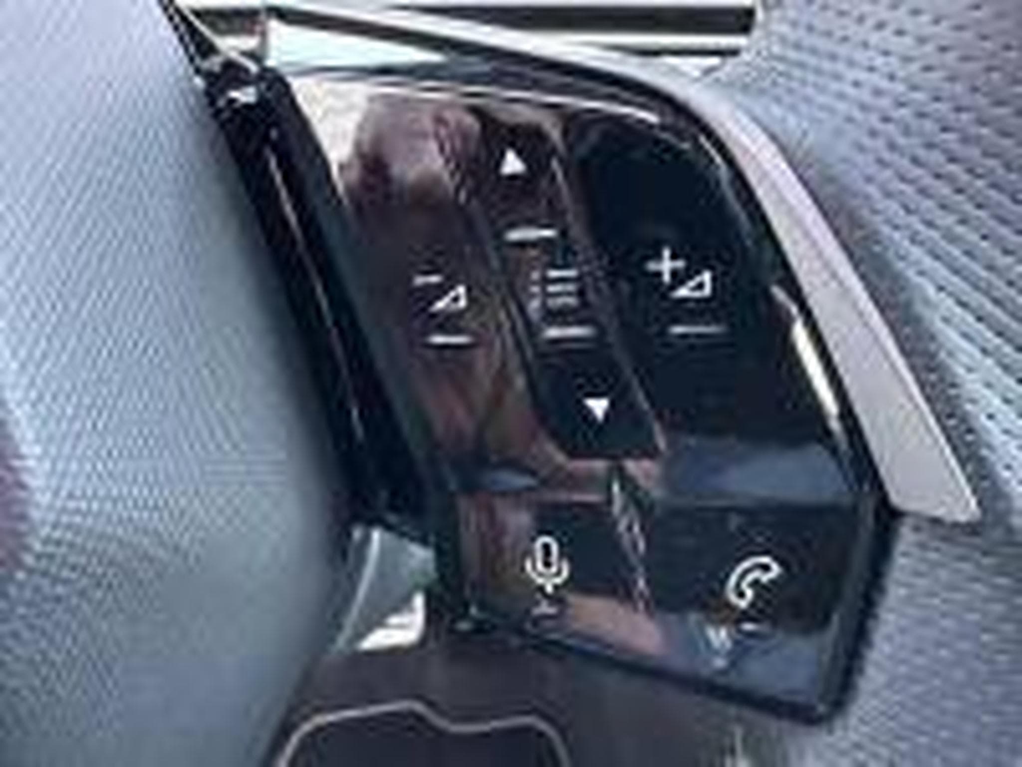 Peugeot 3008 1.2 Hybrid 145ch GT-DCS6 (2026) - Photo 25