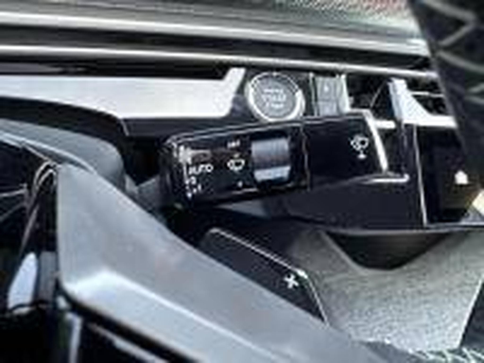Peugeot 3008 1.2 Hybrid 145ch GT-DCS6 (2026) - Photo 27