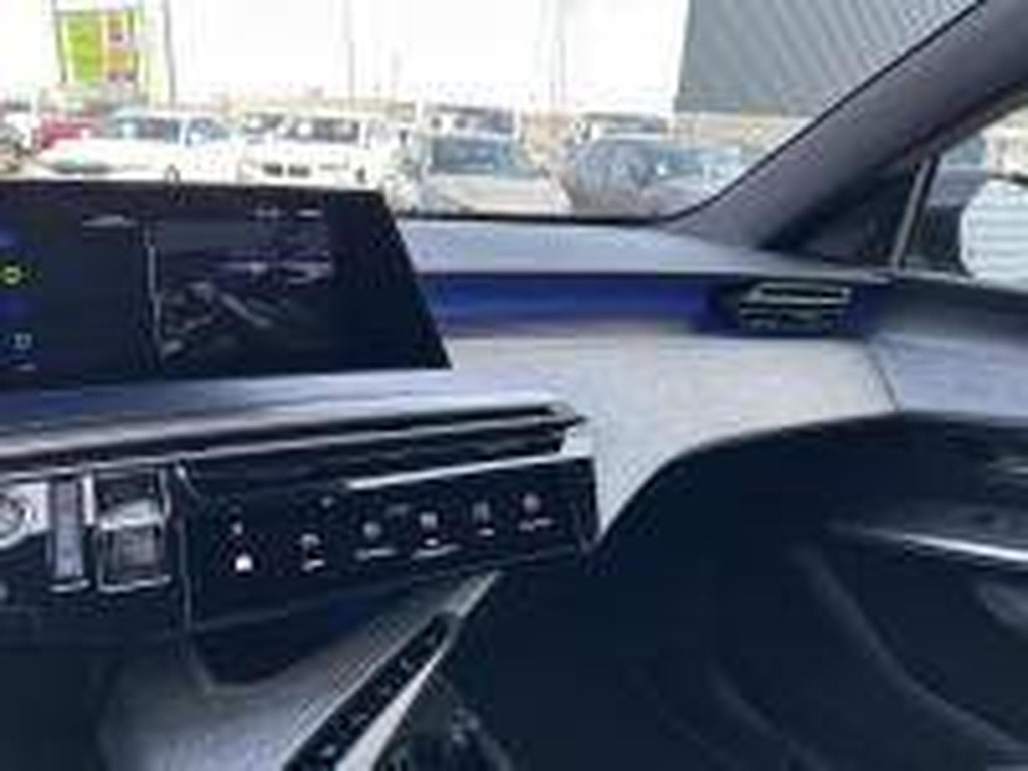 Peugeot 3008 1.2 Hybrid 145ch GT-DCS6 (2026) - Photo 35