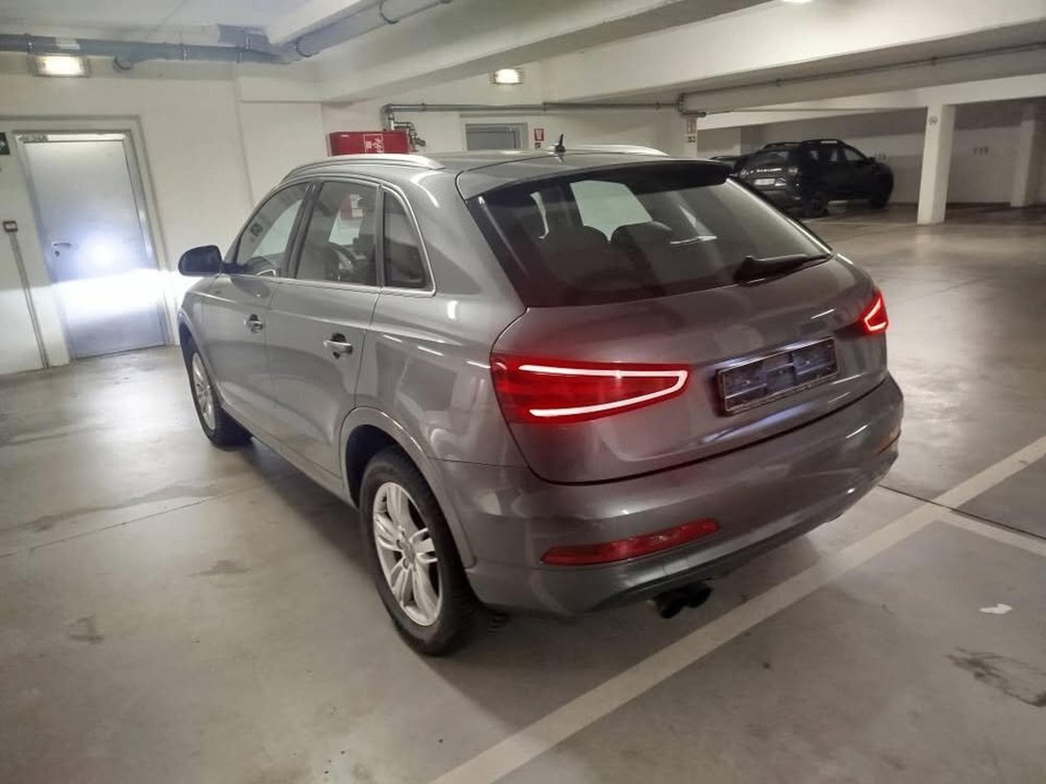 Audi Q3 S TRONIC QUATTRO (2013) - Photo 5