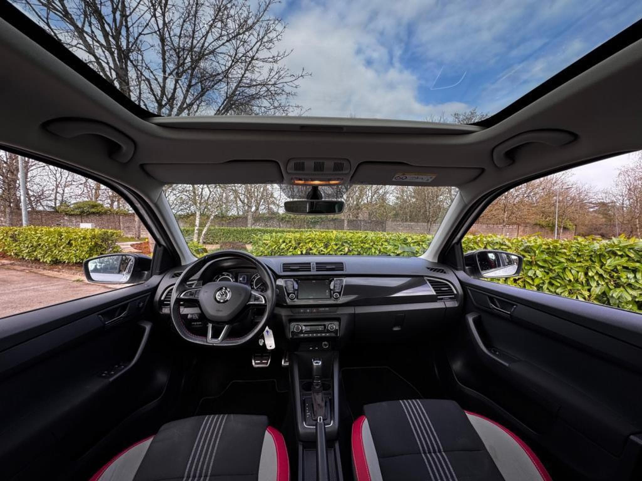 Skoda Fabia Automatique / Panoramique / Version Monte Carlo (2017) - Photo 10