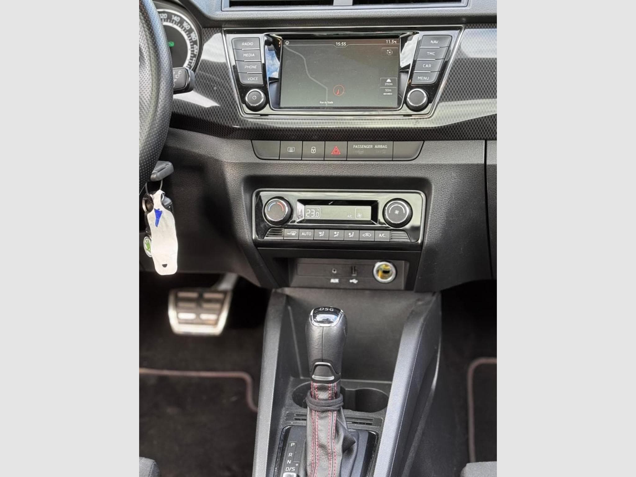 Skoda Fabia Automatique / Panoramique / Version Monte Carlo (2017) - Photo 23
