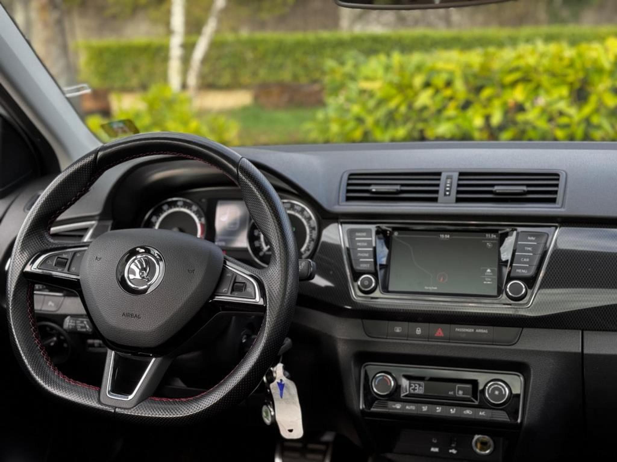 Skoda Fabia Automatique / Panoramique / Version Monte Carlo (2017) - Photo 13
