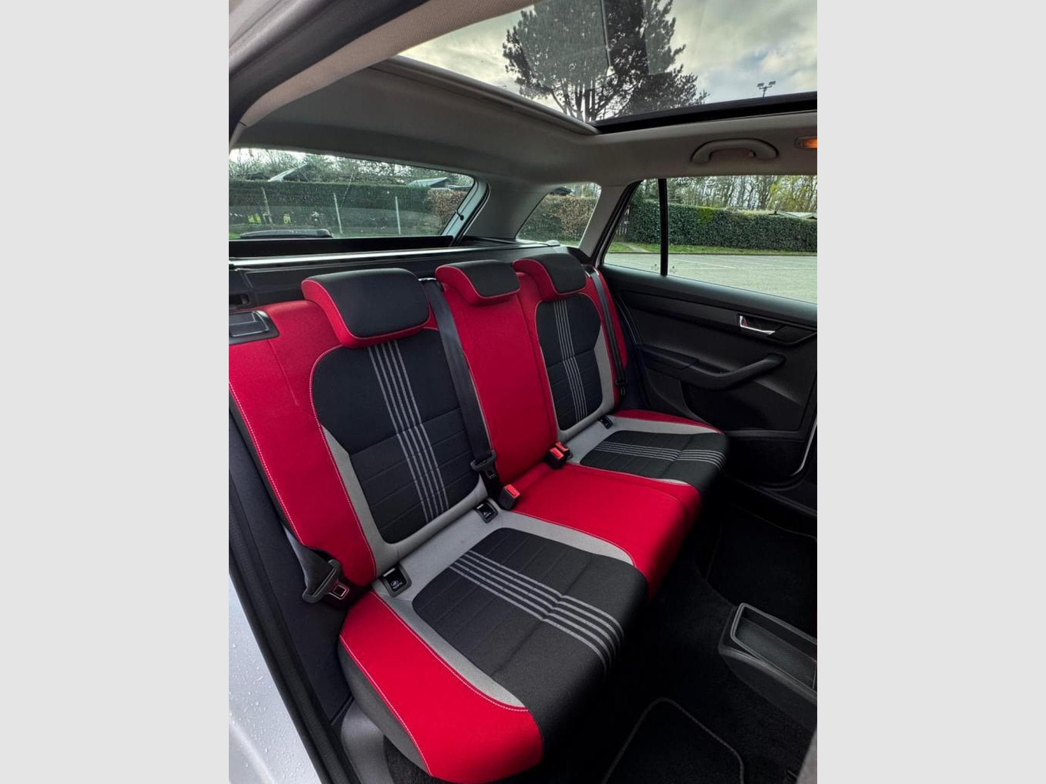 Skoda Fabia Automatique / Panoramique / Version Monte Carlo (2017) - Photo 19