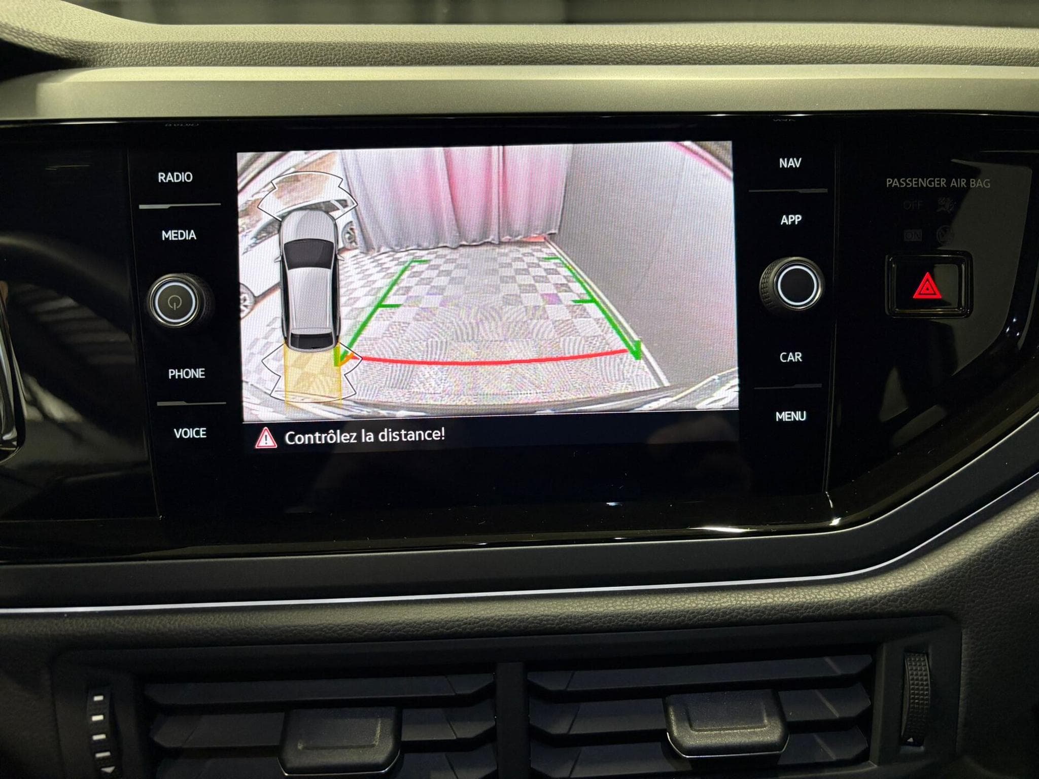 VW Taigo R line 1.0 TSI 115cv DSG7 (2025) - Foto 10