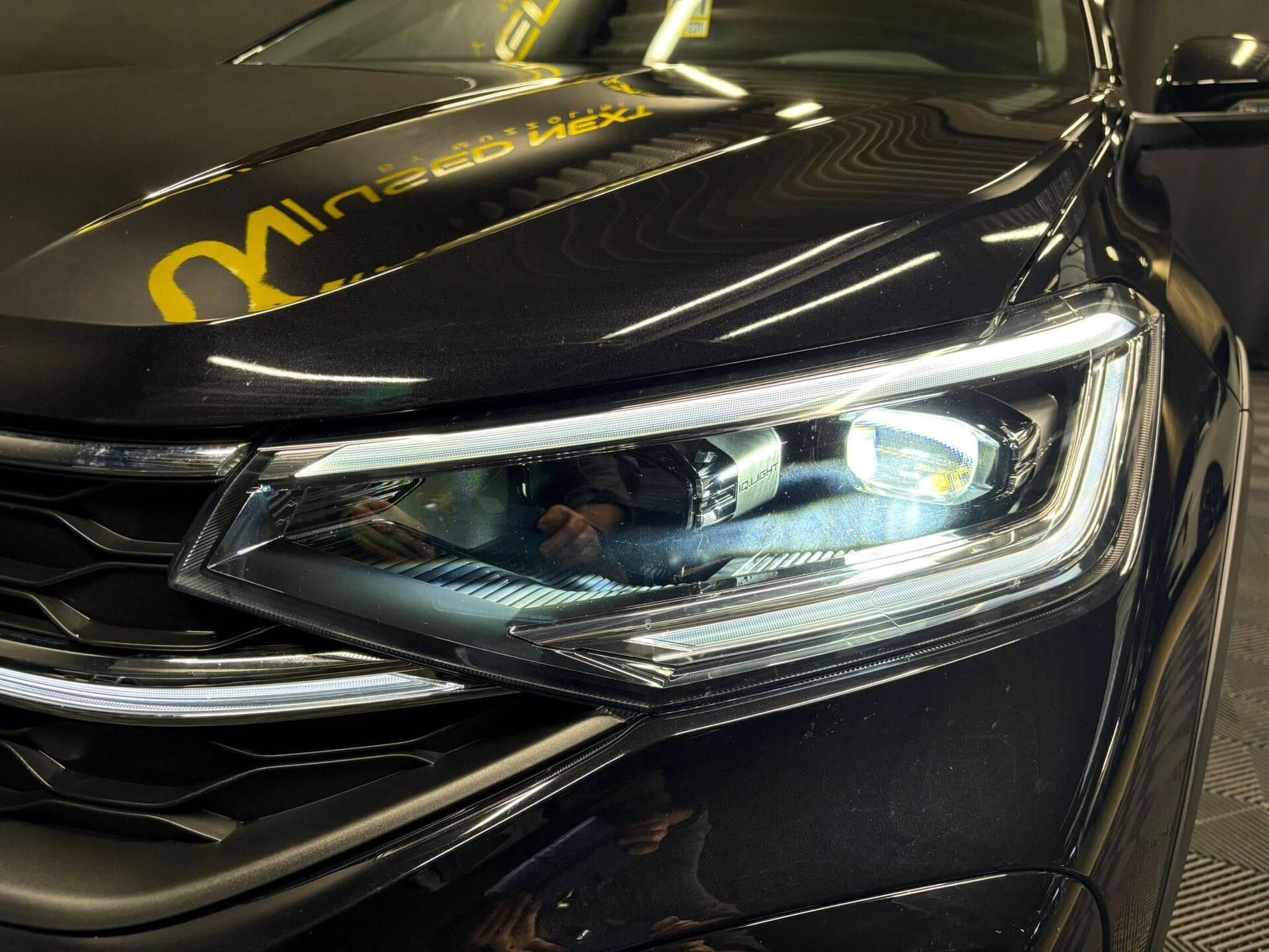 VW Taigo R line 1.0 TSI 115cv DSG7 (2025) - Foto 6