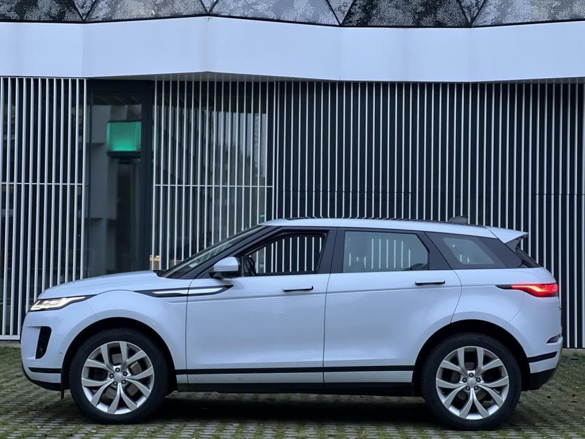 Land-Rover Range Rover Evoque 2.0 / Diesl / Automatique / Toit Panoramique / (2019) - Photo 8