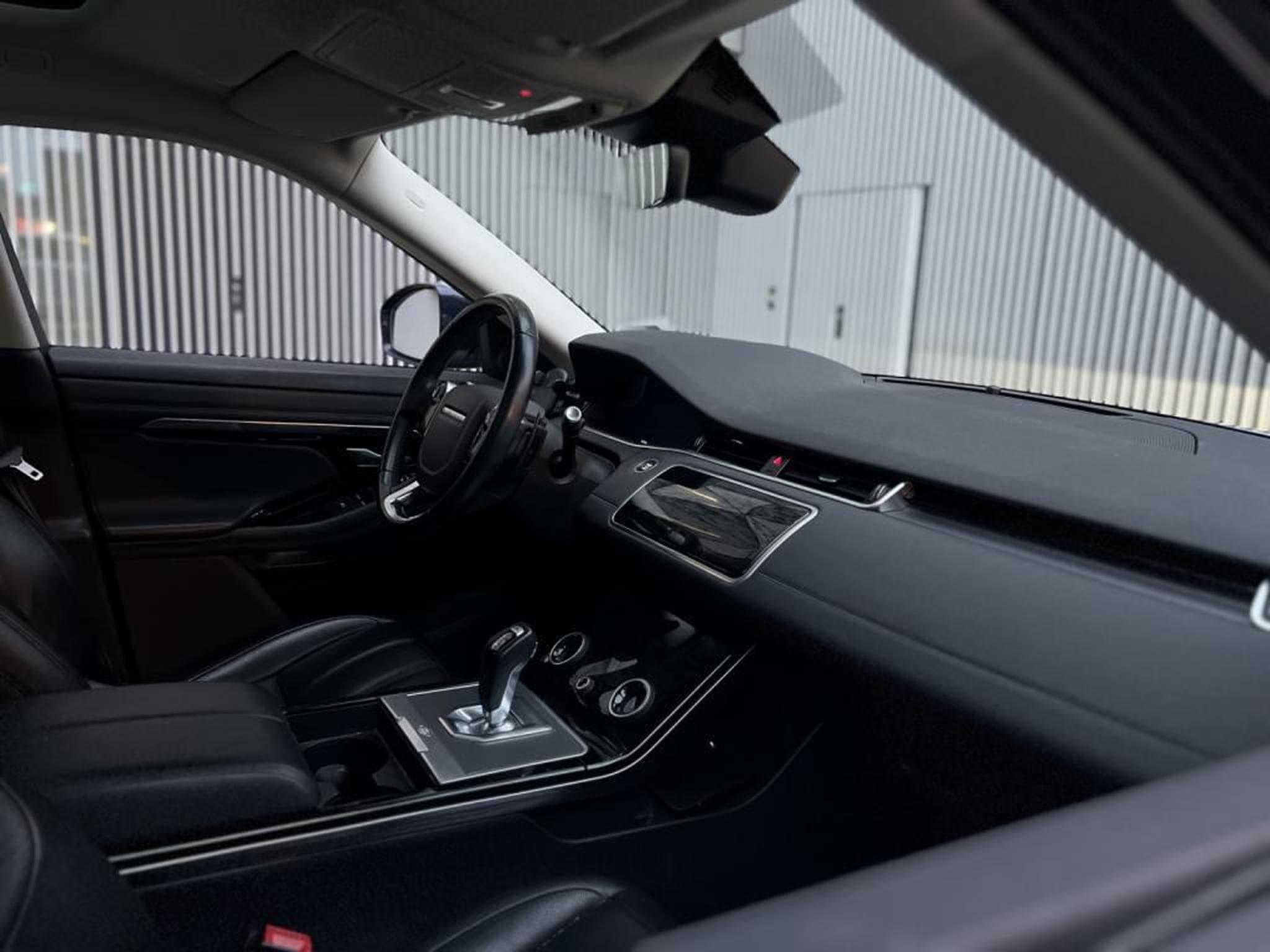 Land-Rover Range Rover Evoque 2.0 / Diesl / Automatique / Toit Panoramique / (2019) - Photo 13