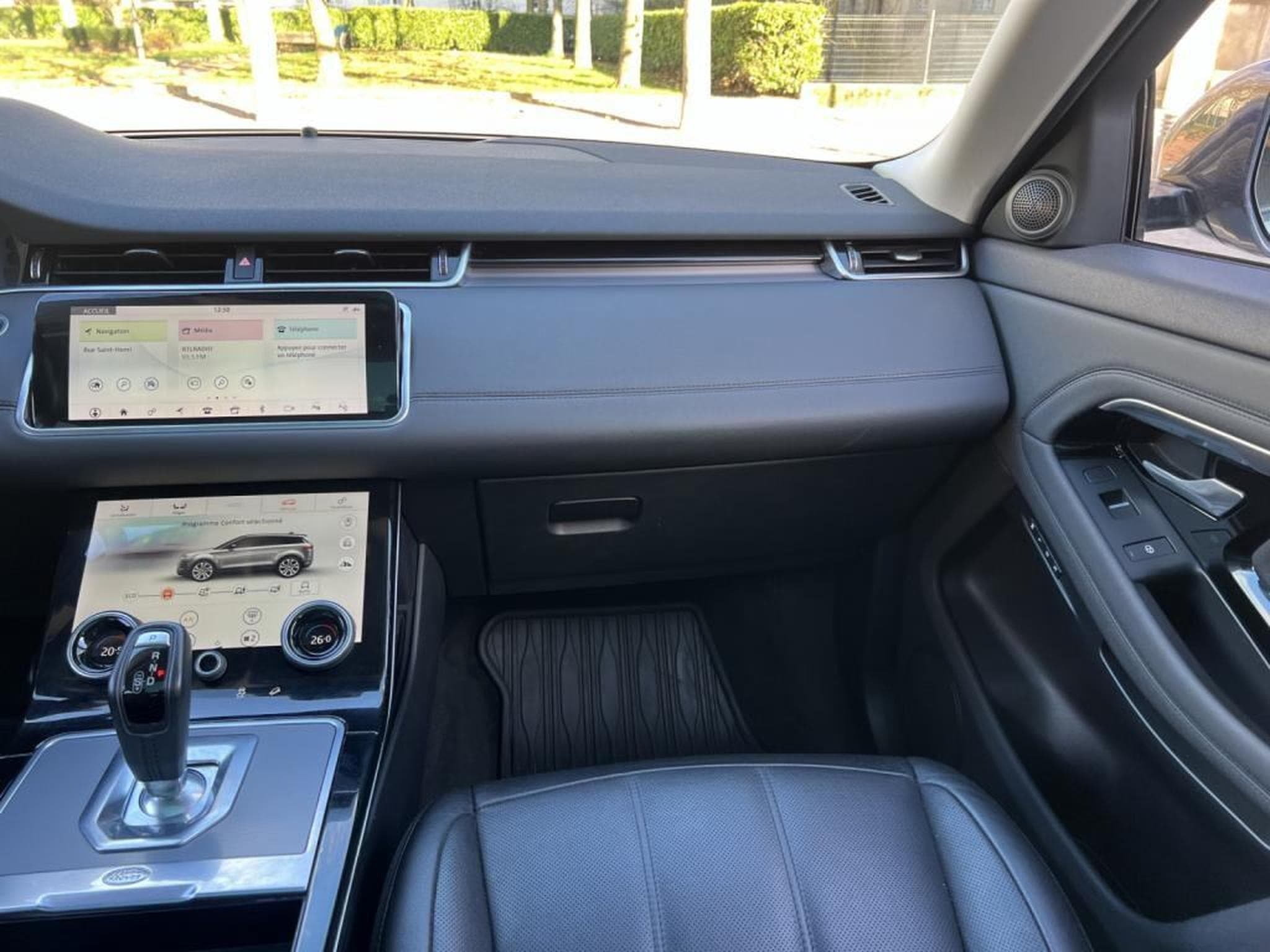 Land-Rover Range Rover Evoque 2.0 / Diesl / Automatique / Toit Panoramique / (2019) - Photo 15