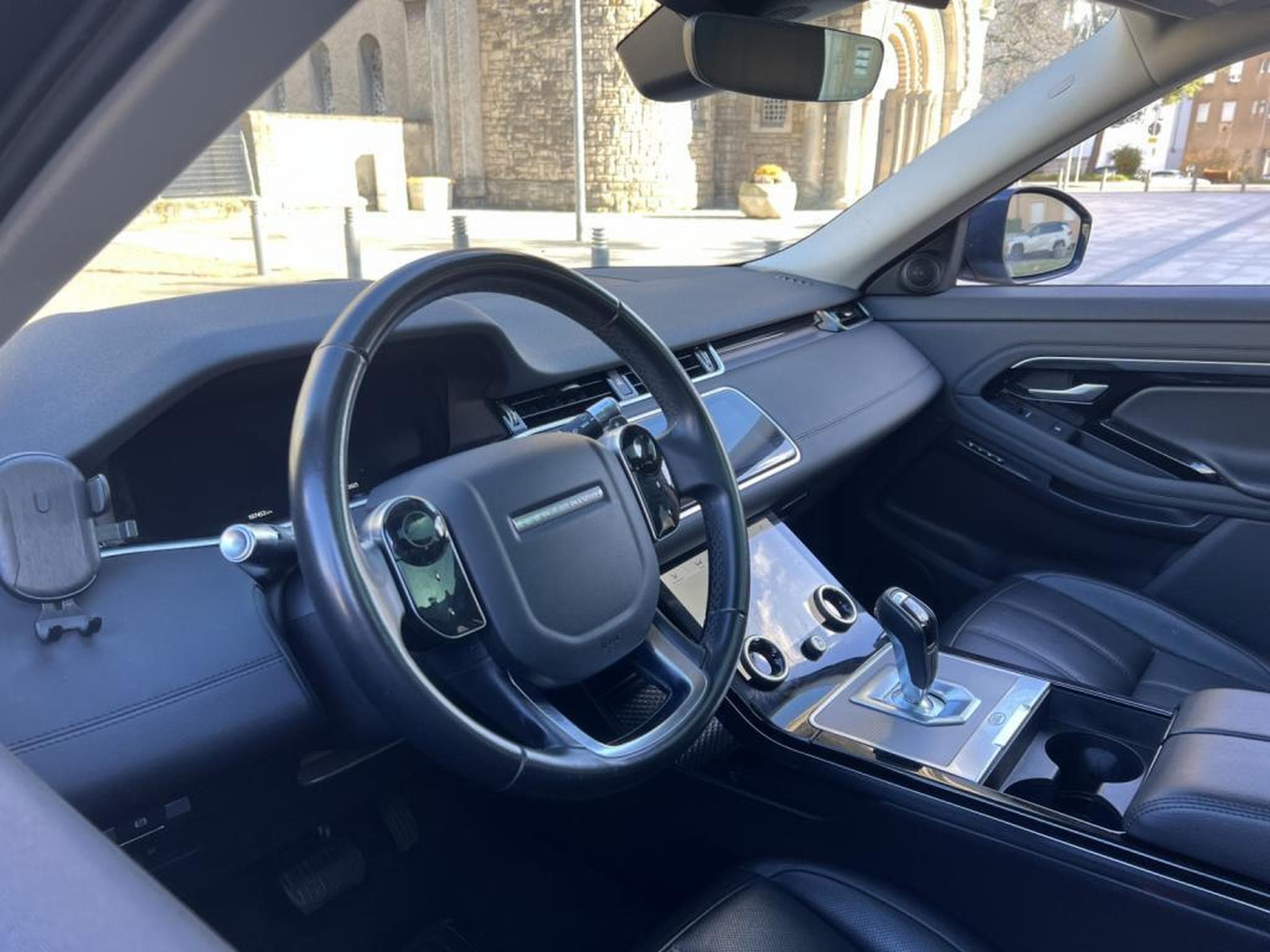Land-Rover Range Rover Evoque 2.0 / Diesl / Automatique / Toit Panoramique / (2019) - Photo 14
