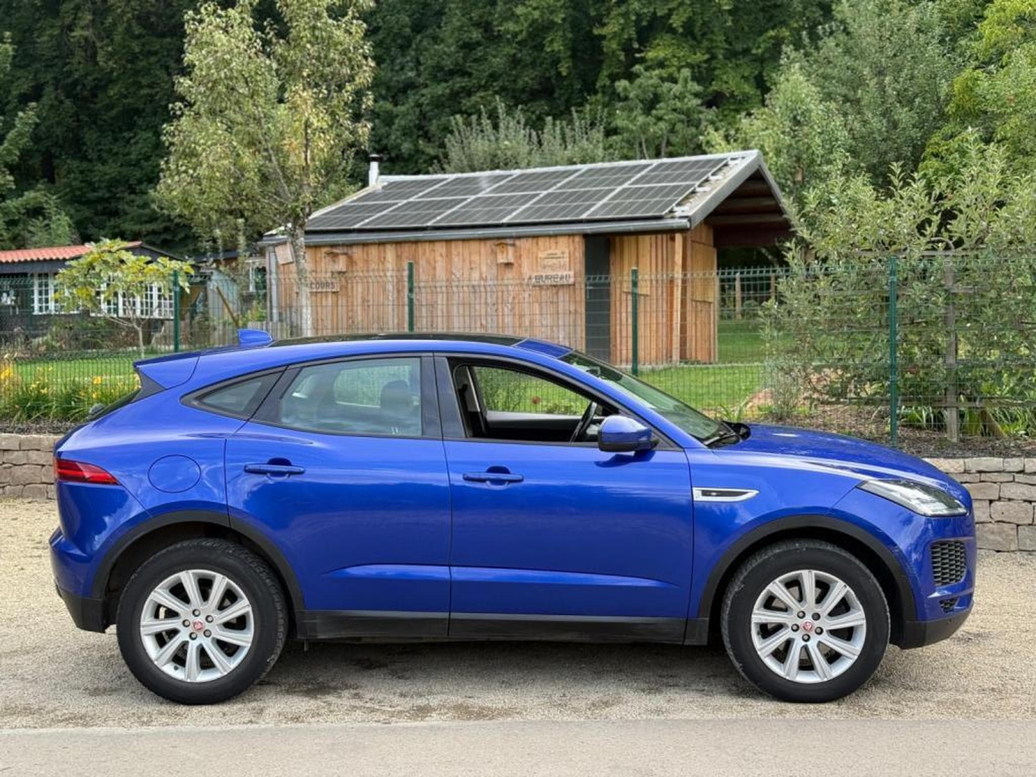 Jaguar E-Pace Automatique / Toit Panoramique (2018) - Photo 7