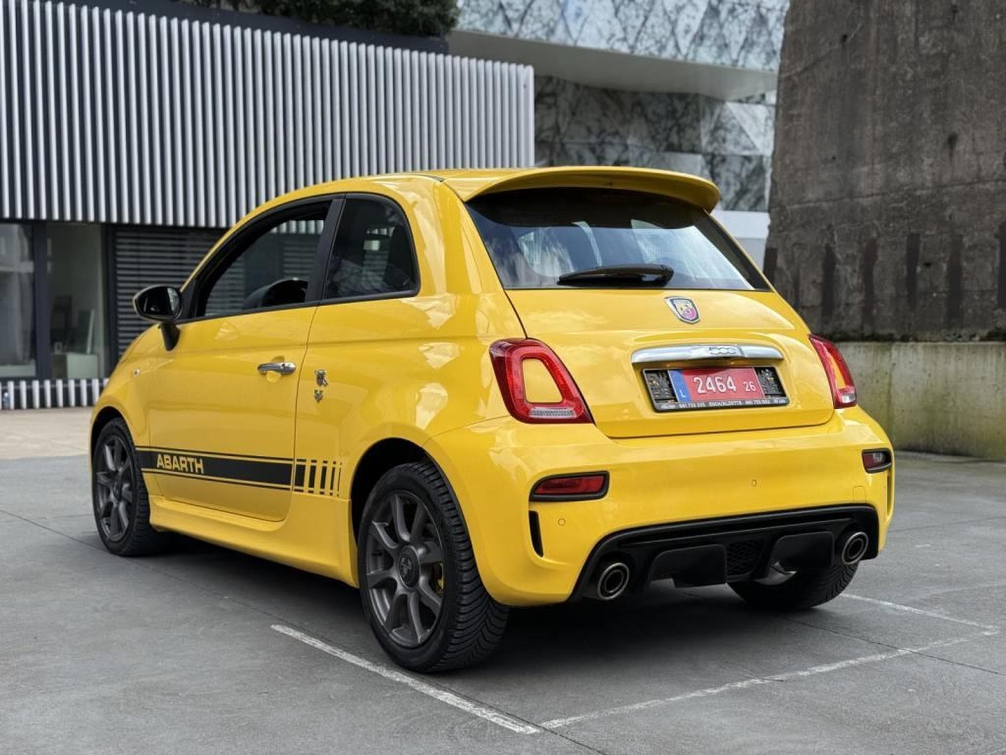Abarth 595 Pista / 1.4 t-jet / Led / Automatique / (2019) - Photo 13